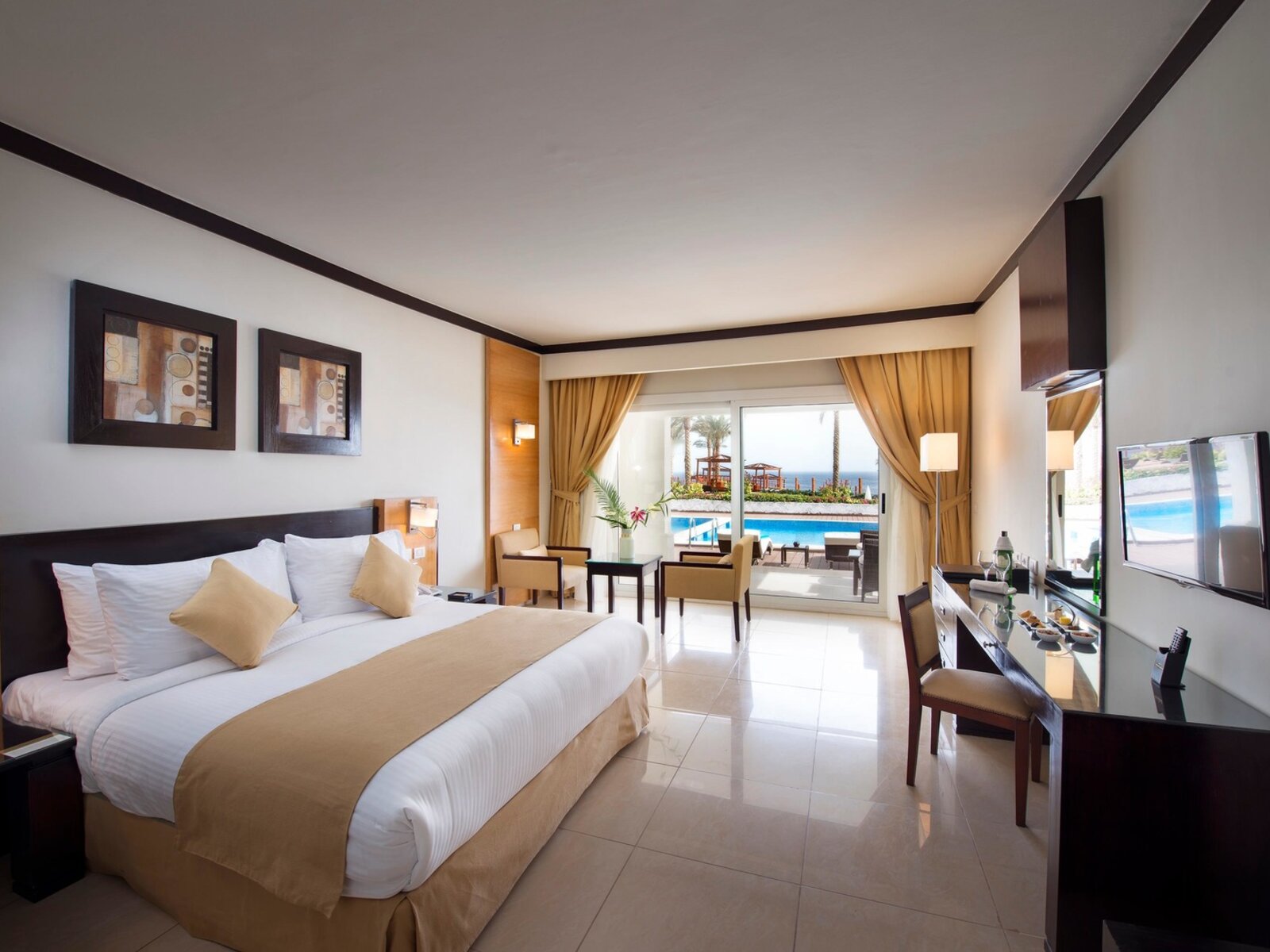 Wohnbeispiel Deluxe Room Swim-Up