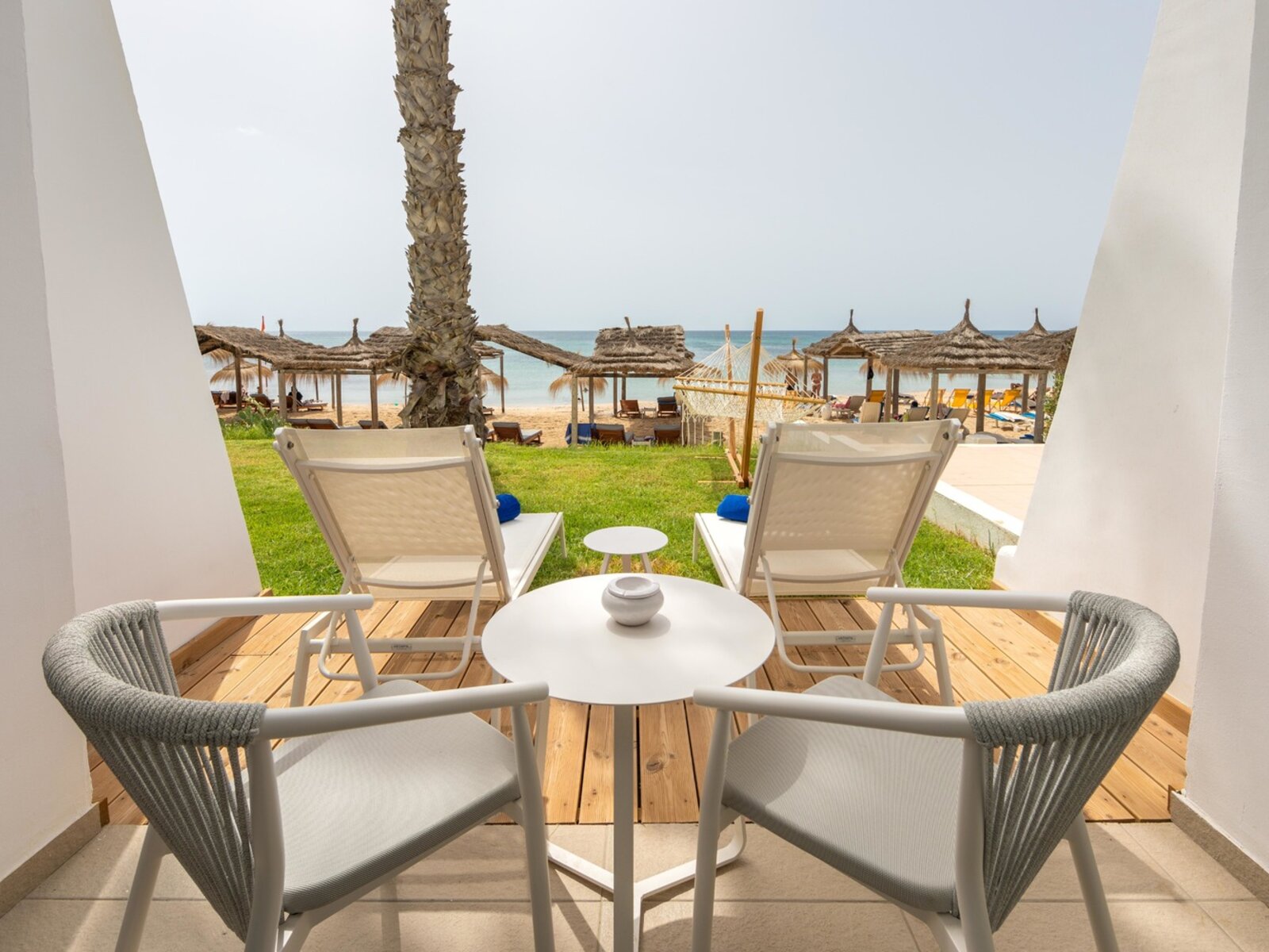 Wohnbeispiel Premium Front Beach Bungalow Sea View