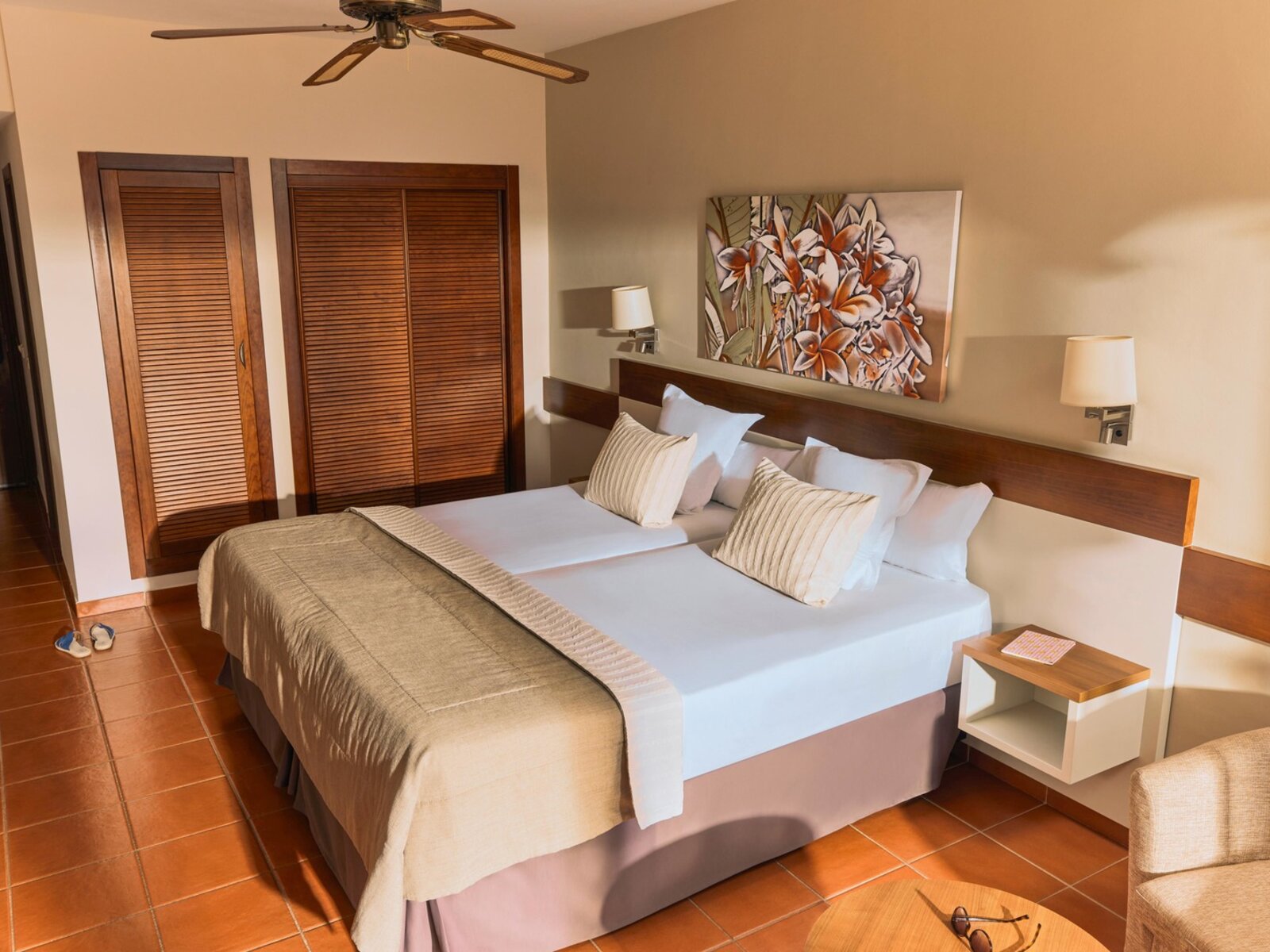 Wohnbeispiel Double Room Standard Sea View