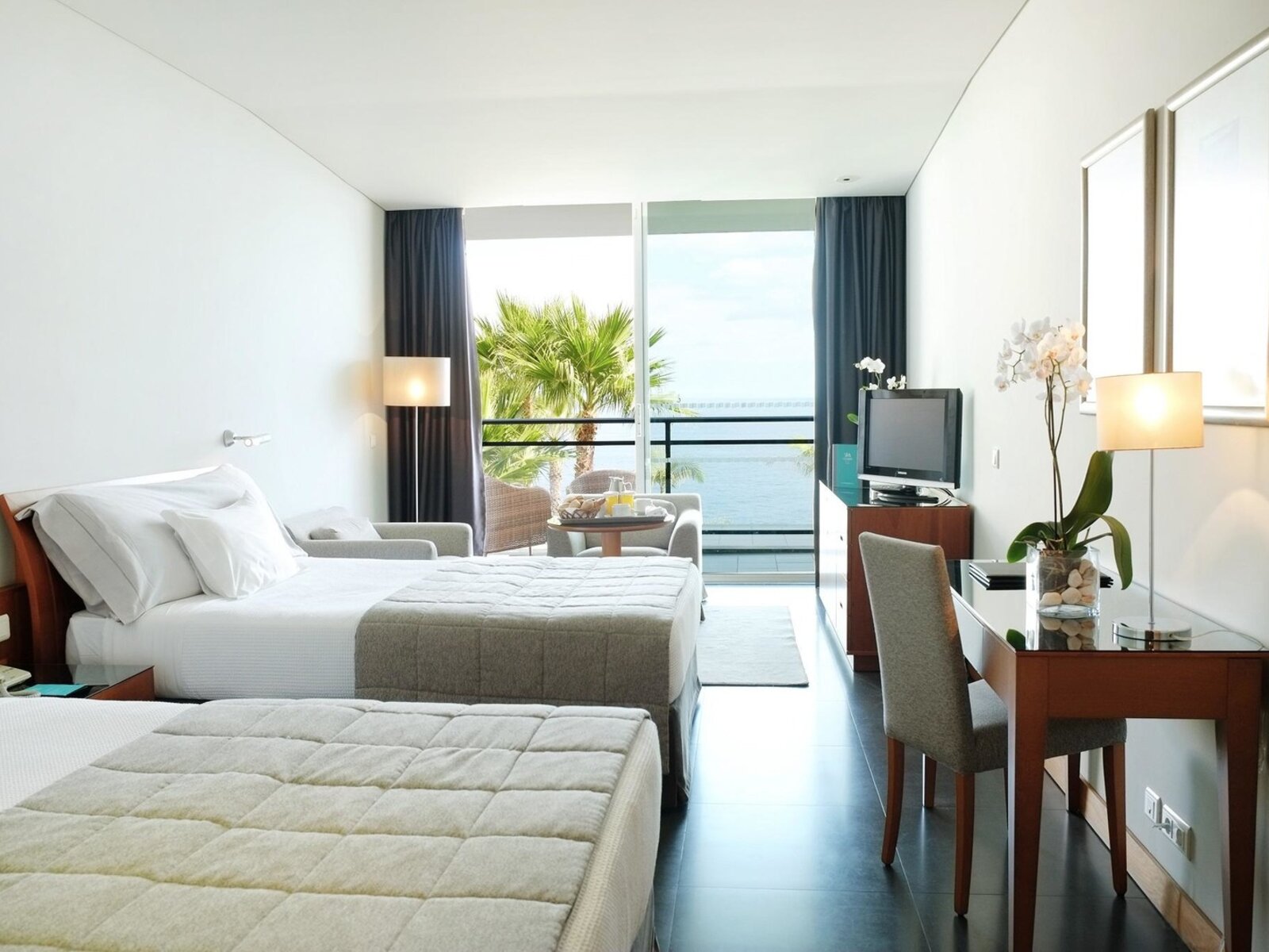 Wohnbeispiel Double Sea View room Floor 3º to 5º