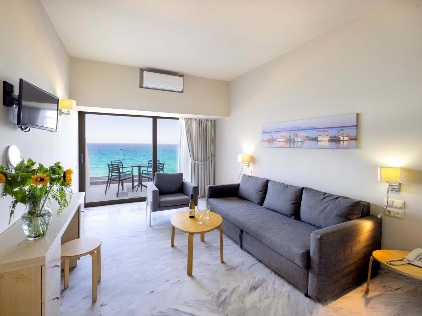 Wohnbeispiel APARTMENT 1 BEDROOM SUPERIOR SEA VIEW