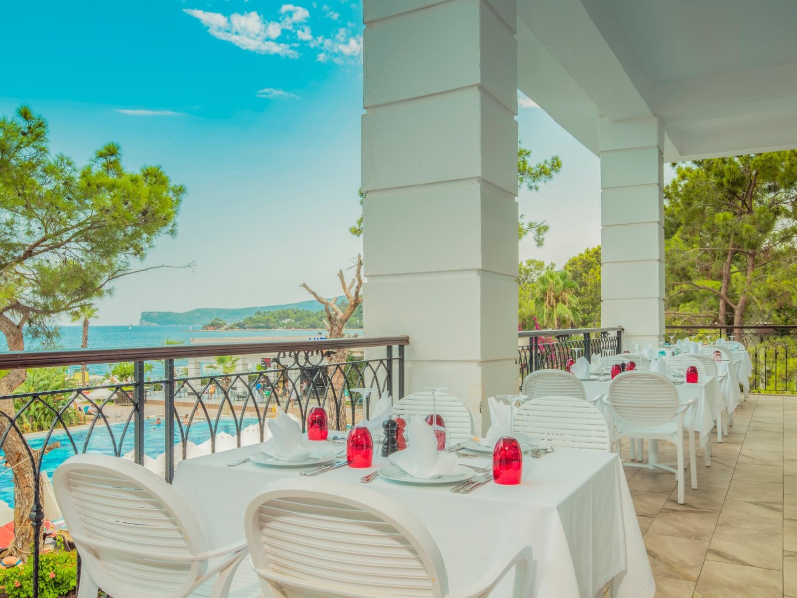 Mama Cocha A'la Carte Restaurant