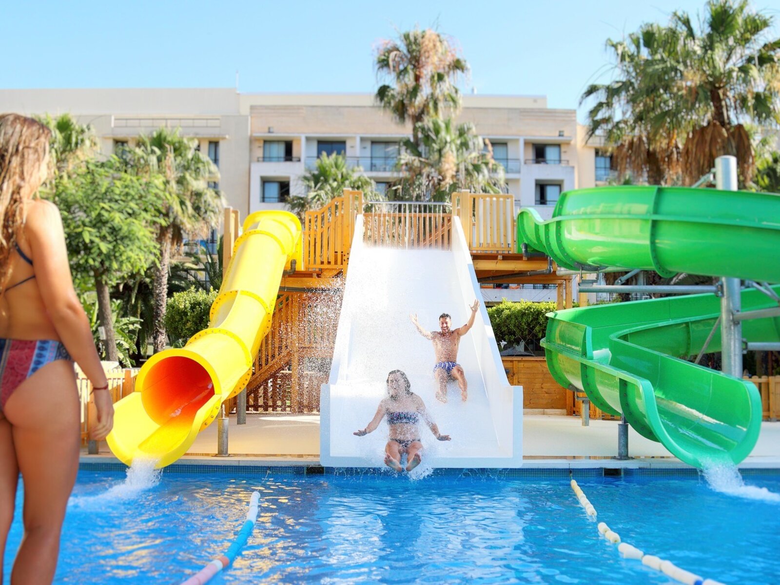 Aktivity Pool