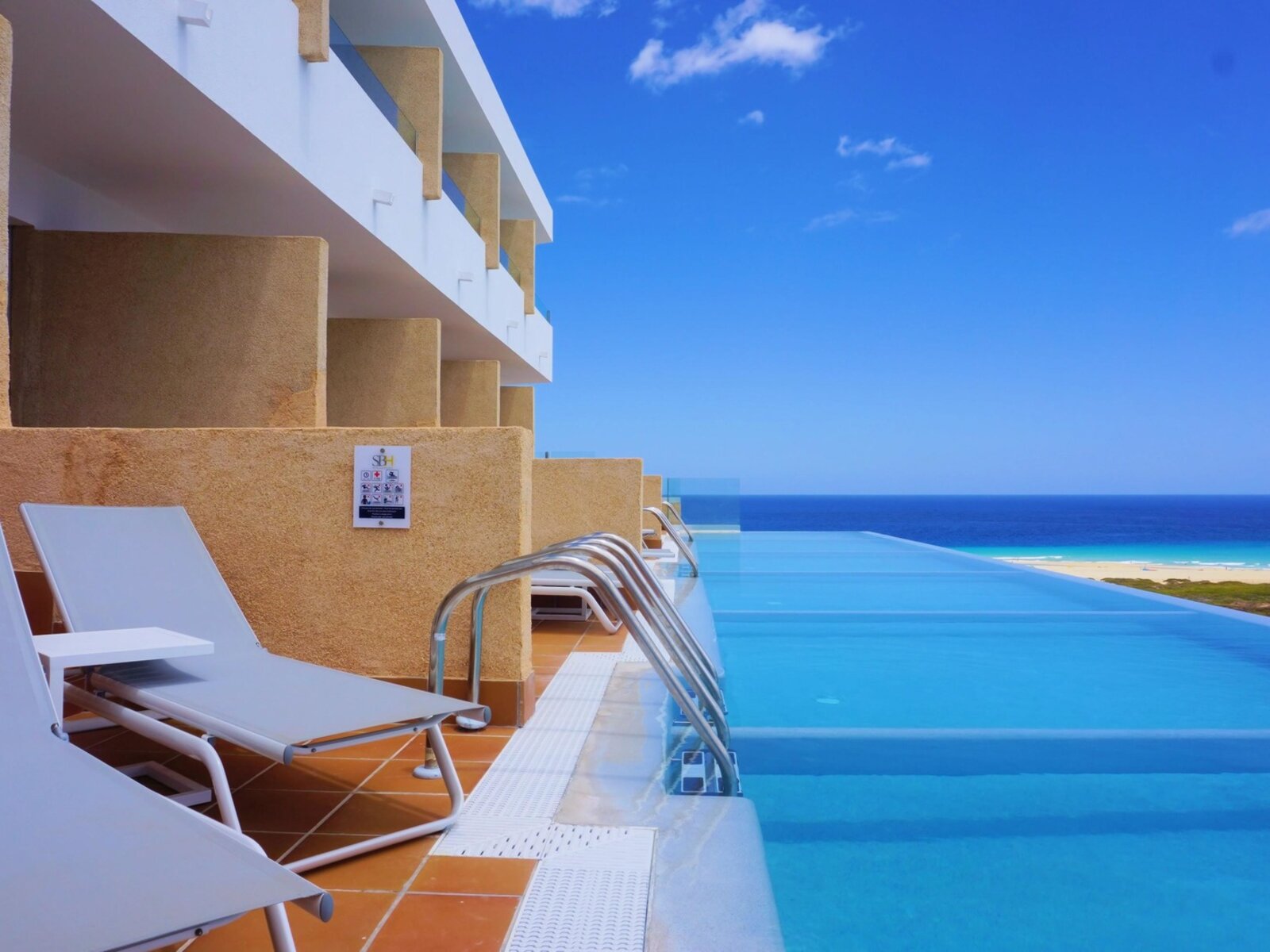 Wohnbeispiel Doubleroom Lateral Seaview - SwimUp