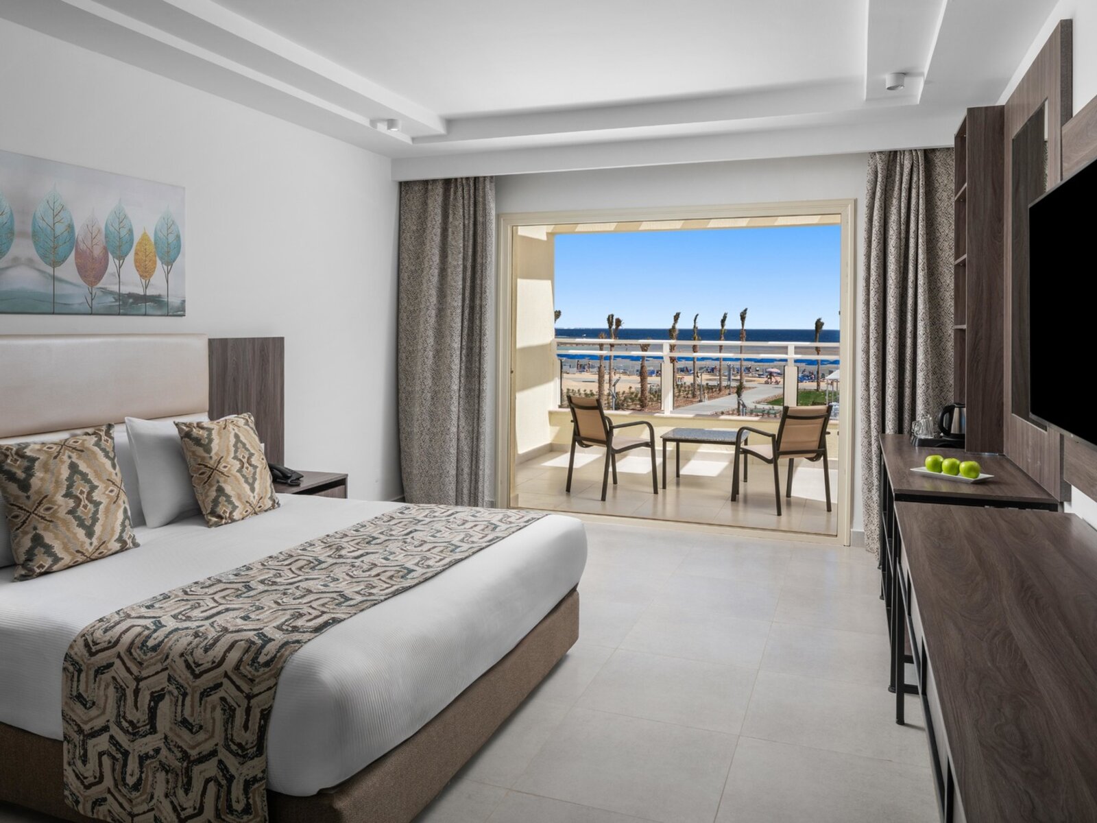 Deluxe Beach Front Room