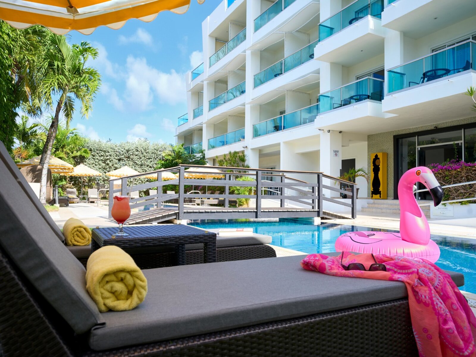 Hotel Pool