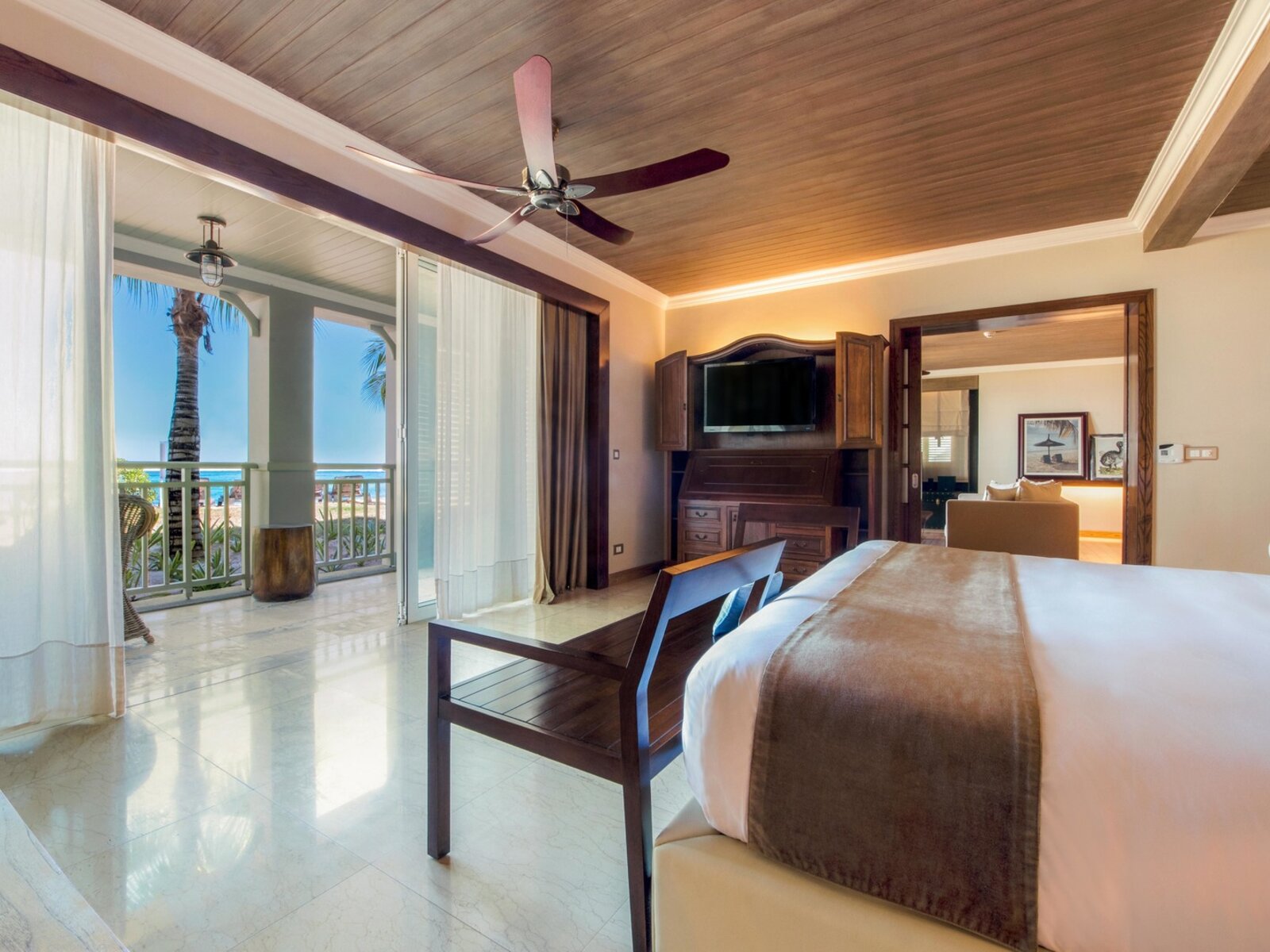 Wohnbeispiel Peninsula Beach Access Suite