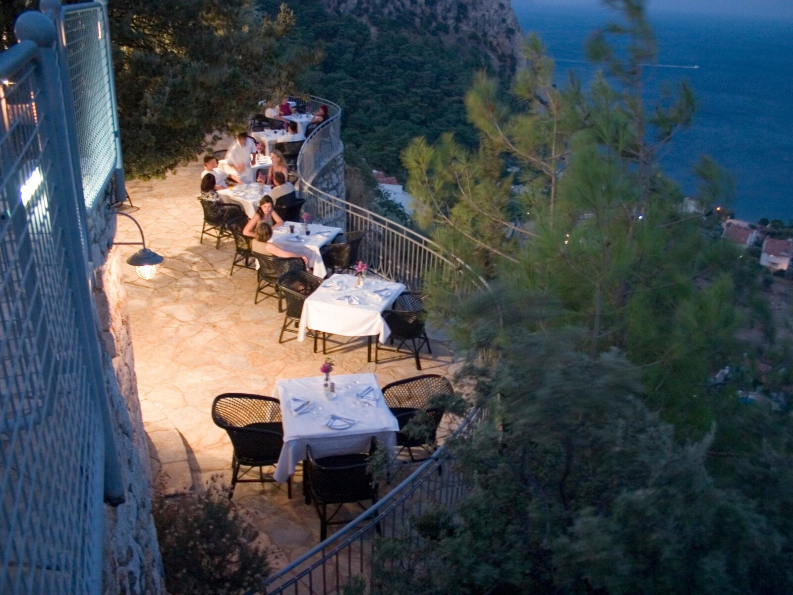 Loryma Bistro