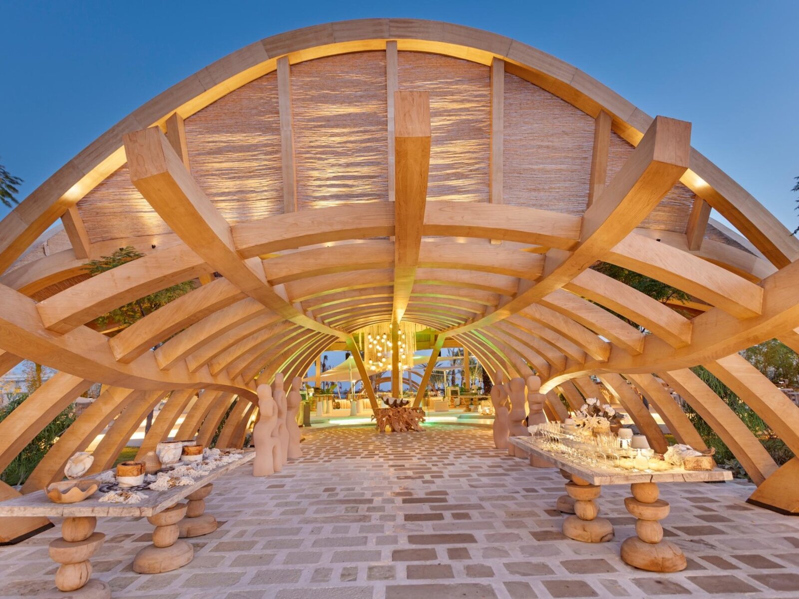 GALAPAGOS BEACH BAR