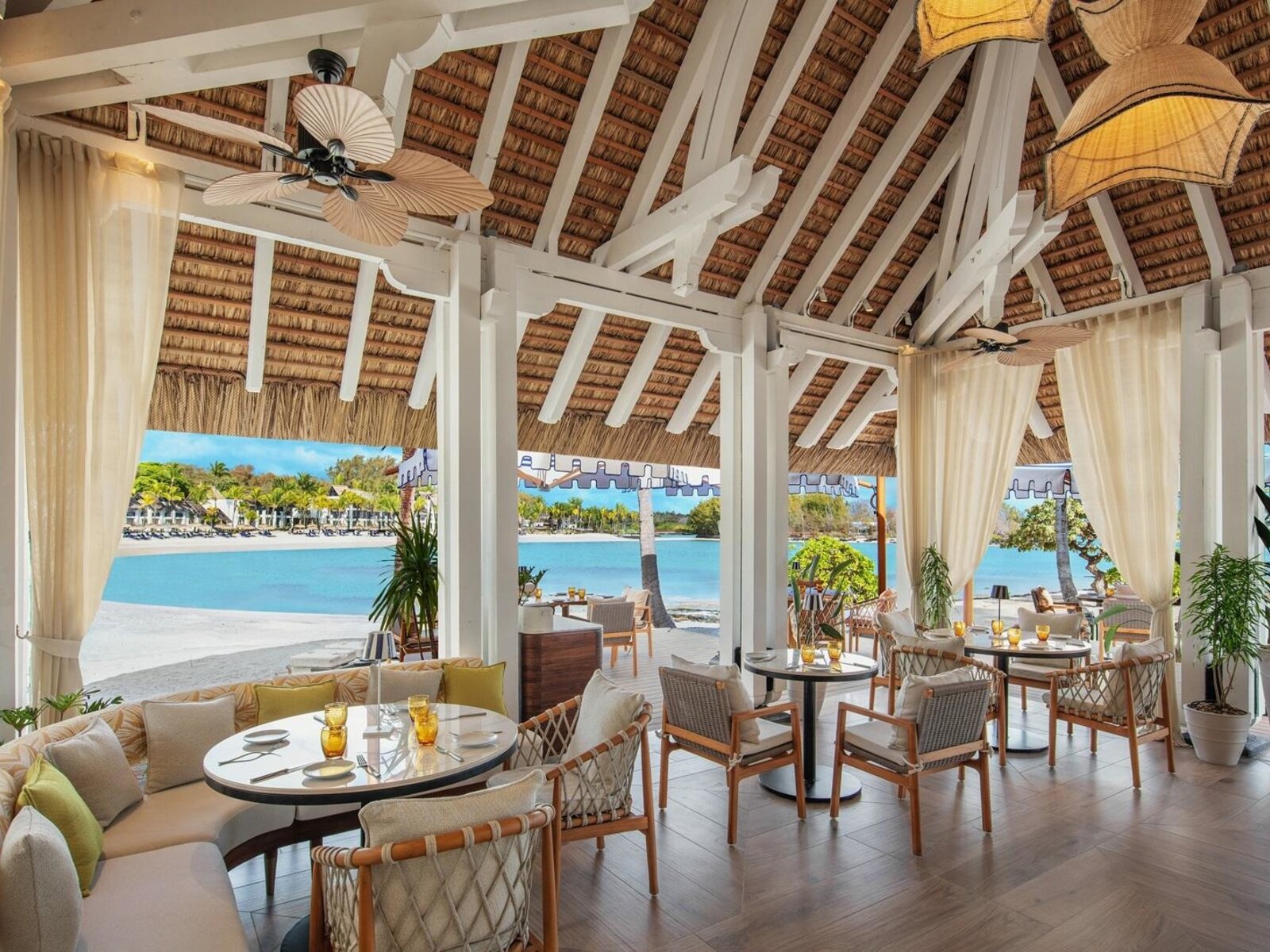 Coco's Beach Restaurant