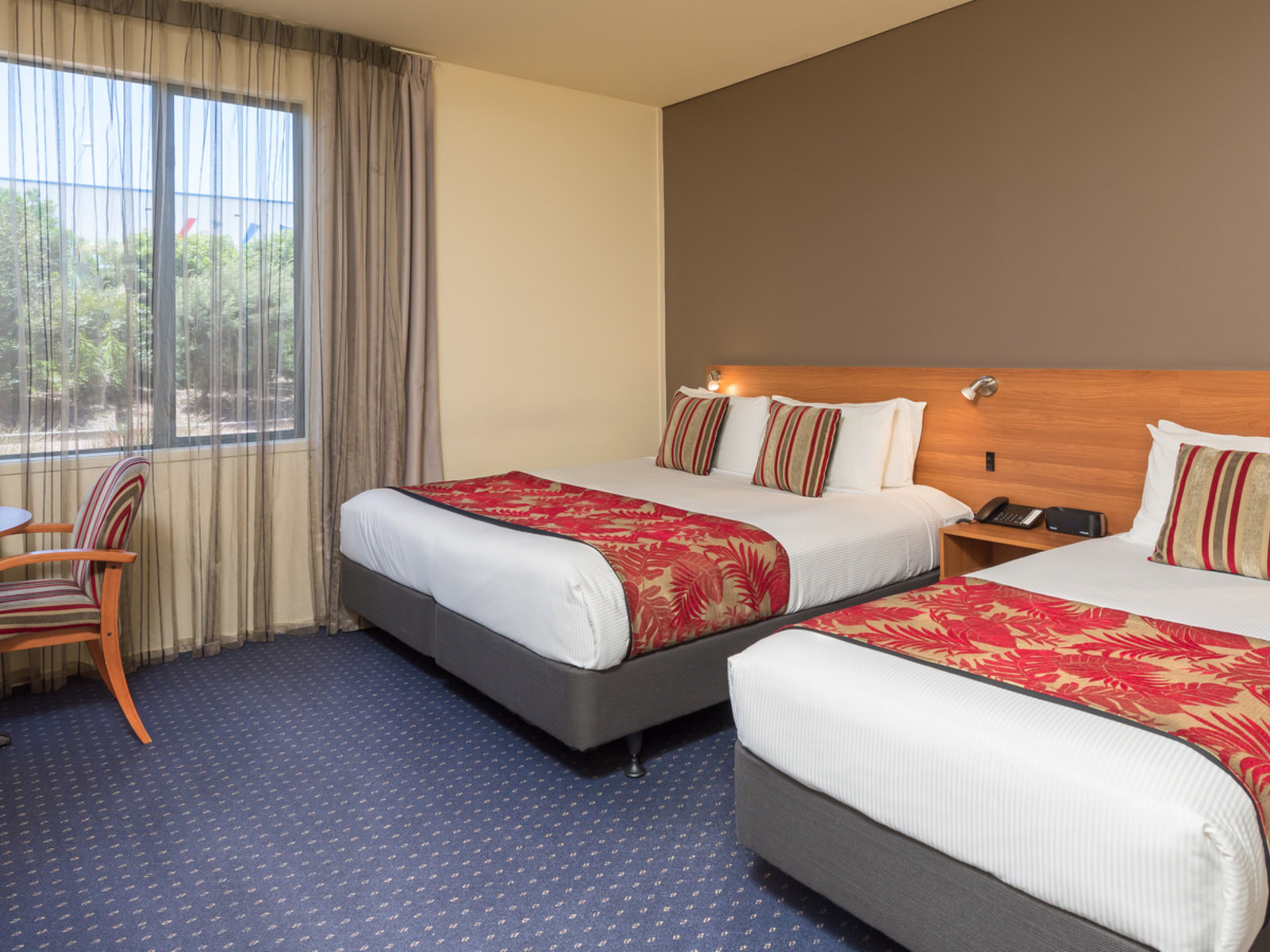 Wohnbeispiel ROH Hotel Room