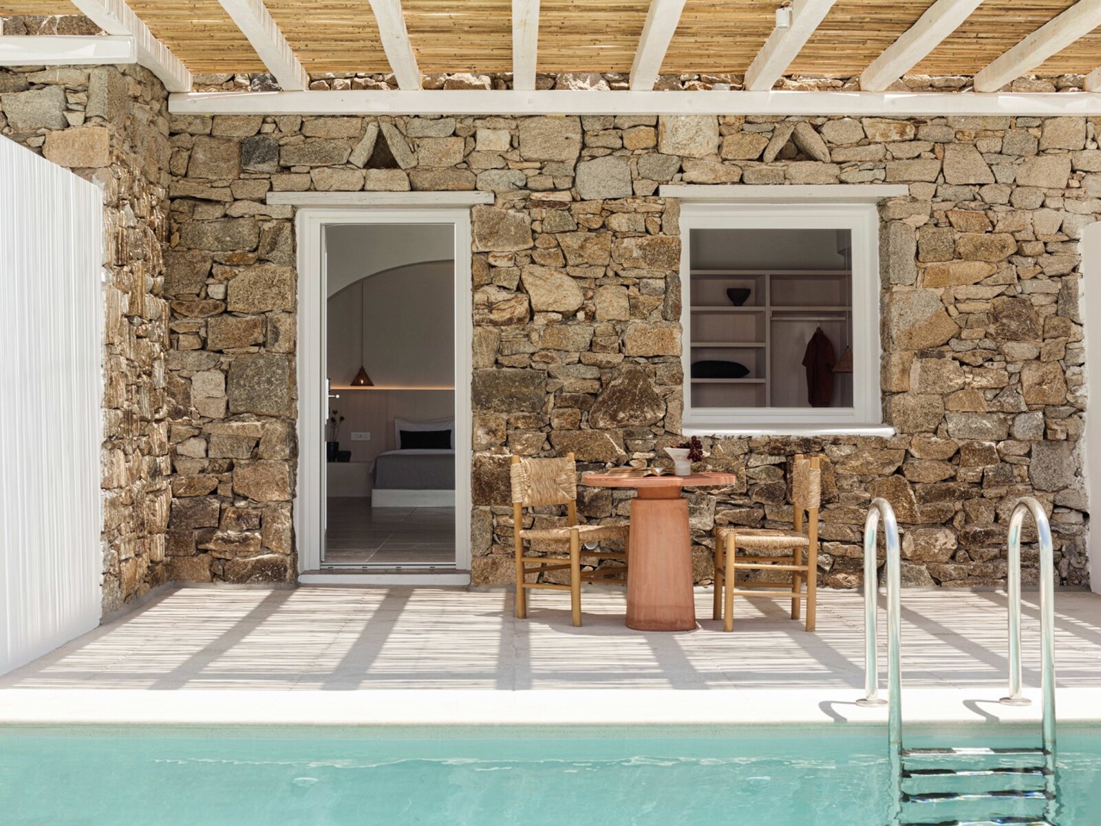 Wohnbeispiel Executive Suite Private Pool Court View