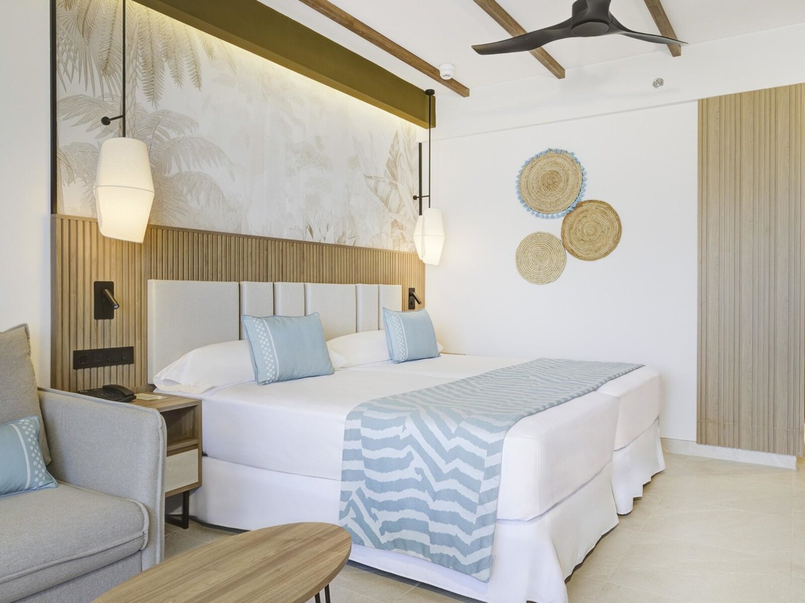 Wohnbeispiel Large Double Room without Balcony Refurbished („AI-generated“)