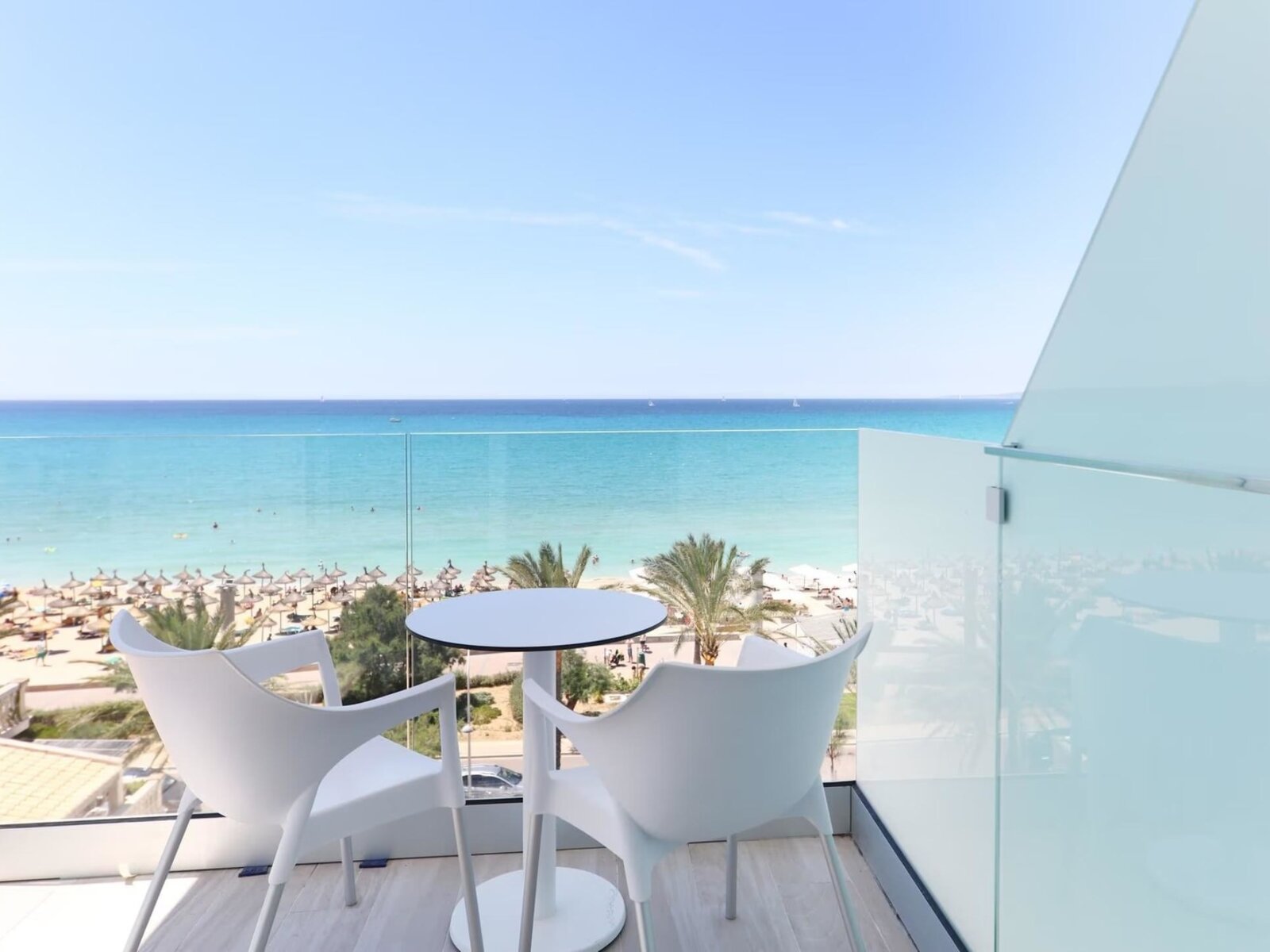 Wohnbeispiel Double Room Sea View Priority Location
