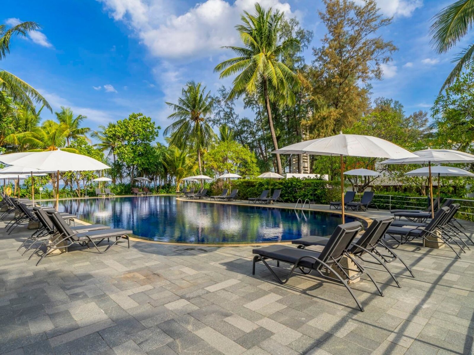 Swimming pool 1