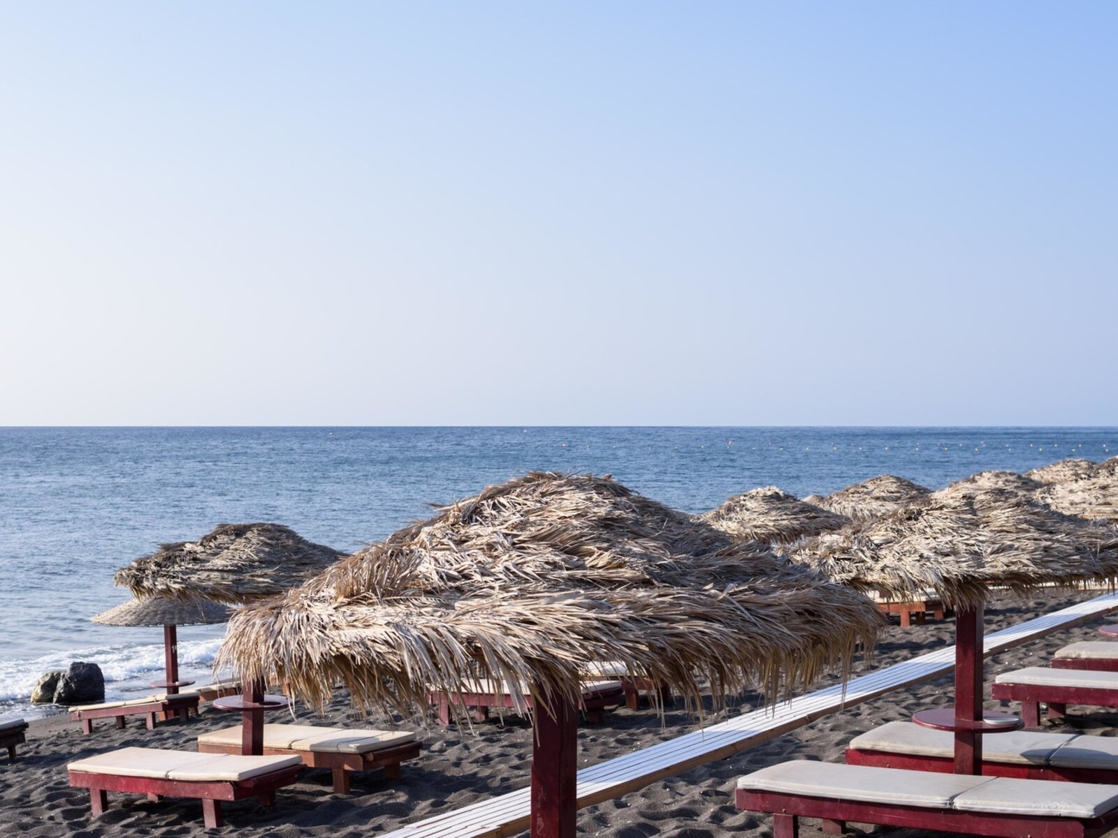 Perissa Beach