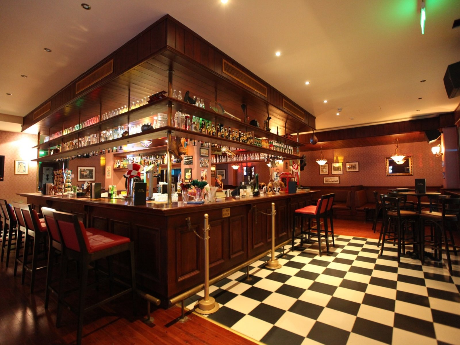 Wild Horse Pub