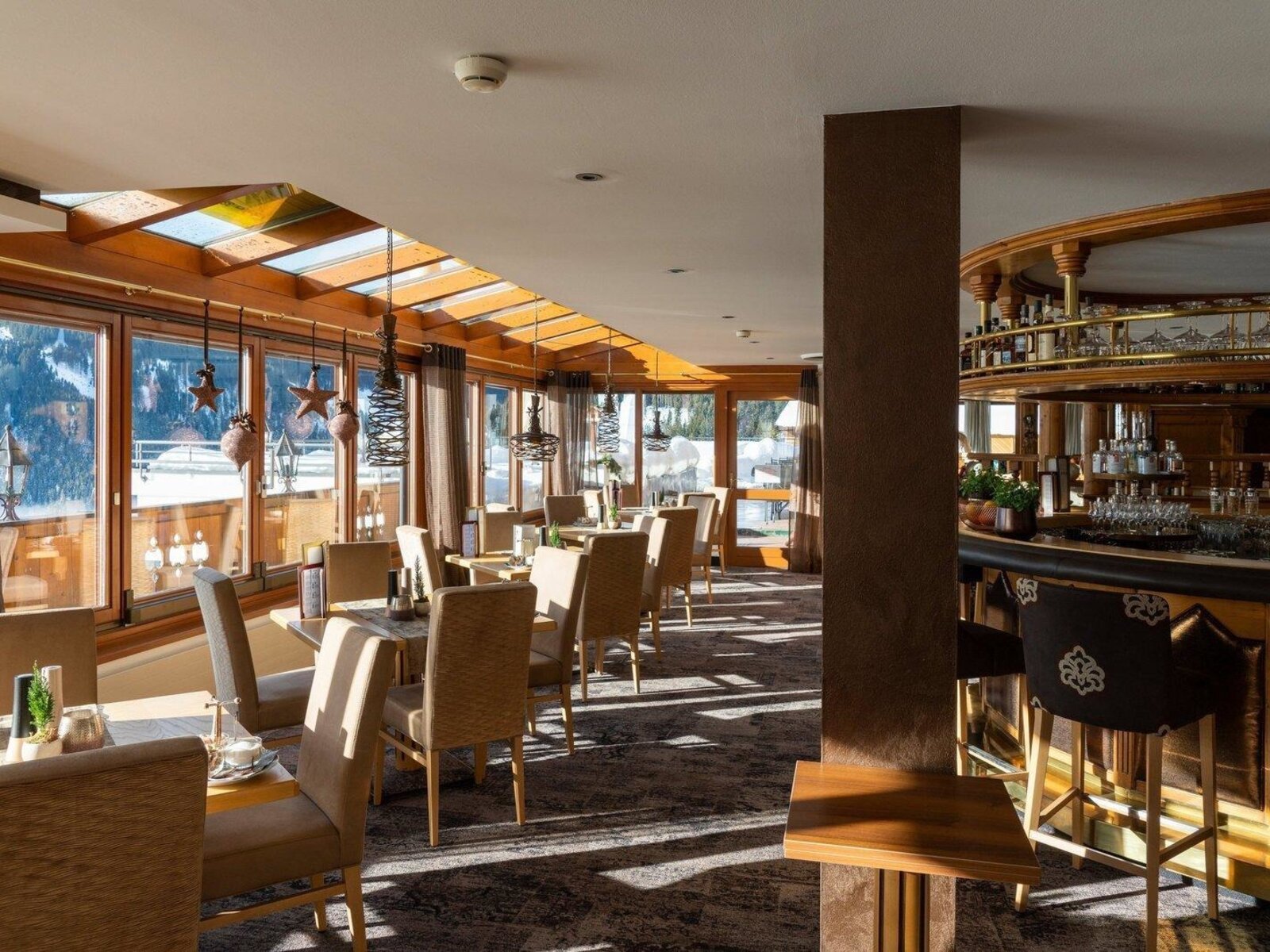 Restaurant & Wintergarten