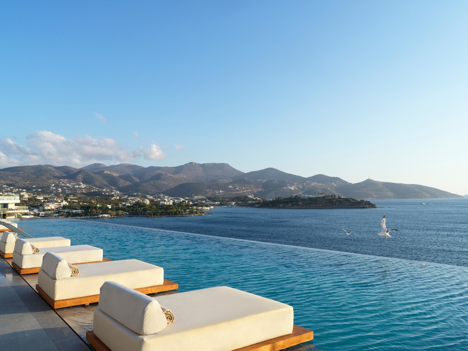 Infinity Pool 9th Floor - Adults Only
