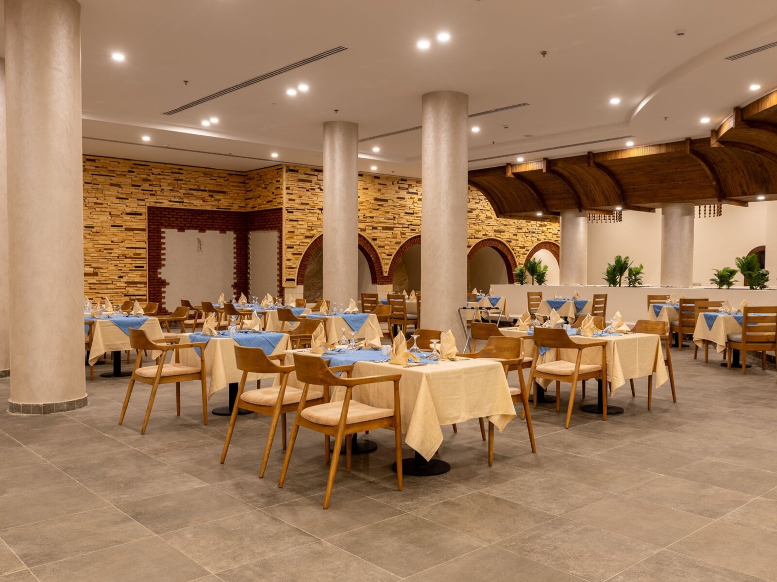 Dom Main Restaurant