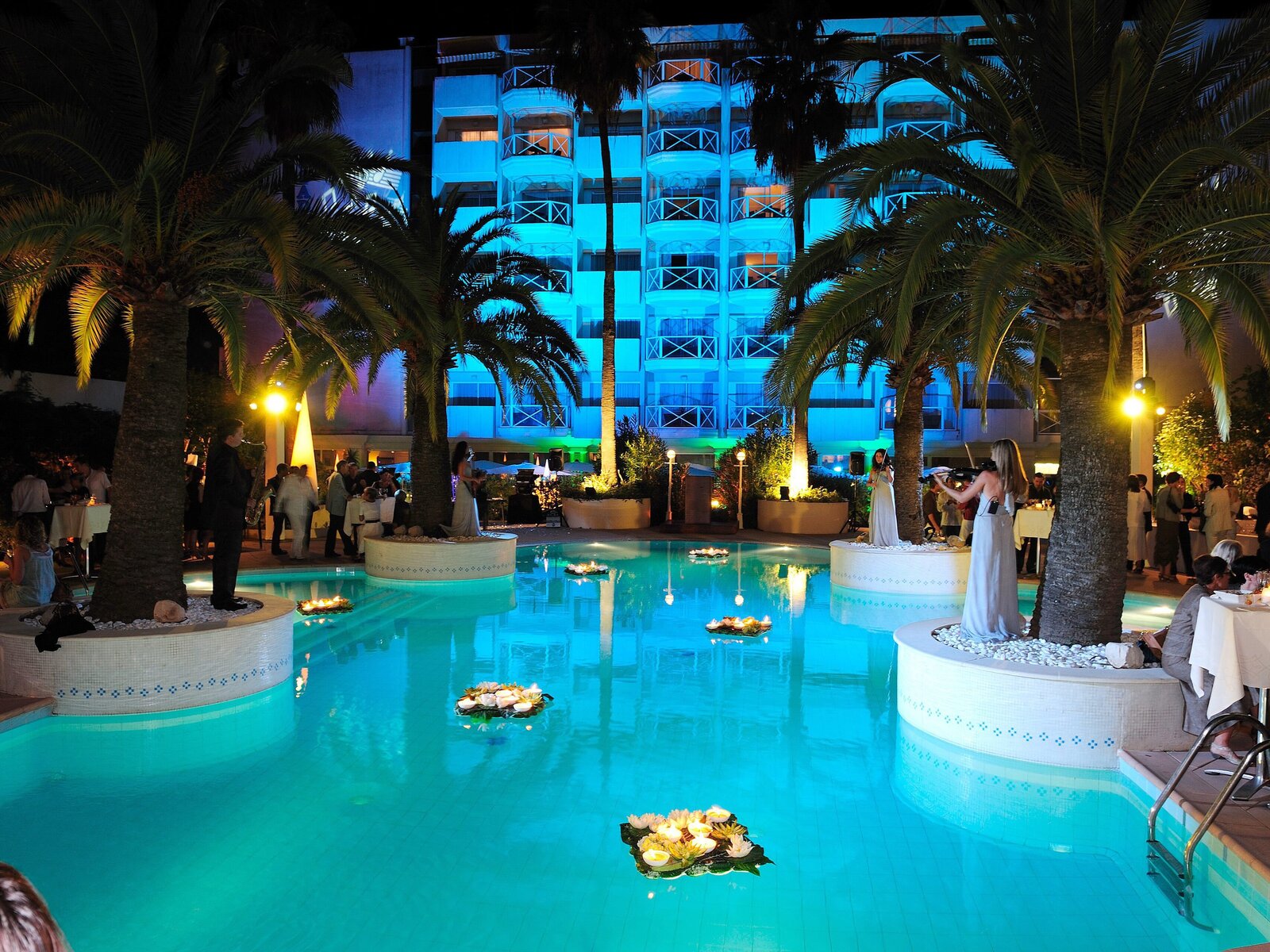 Pool