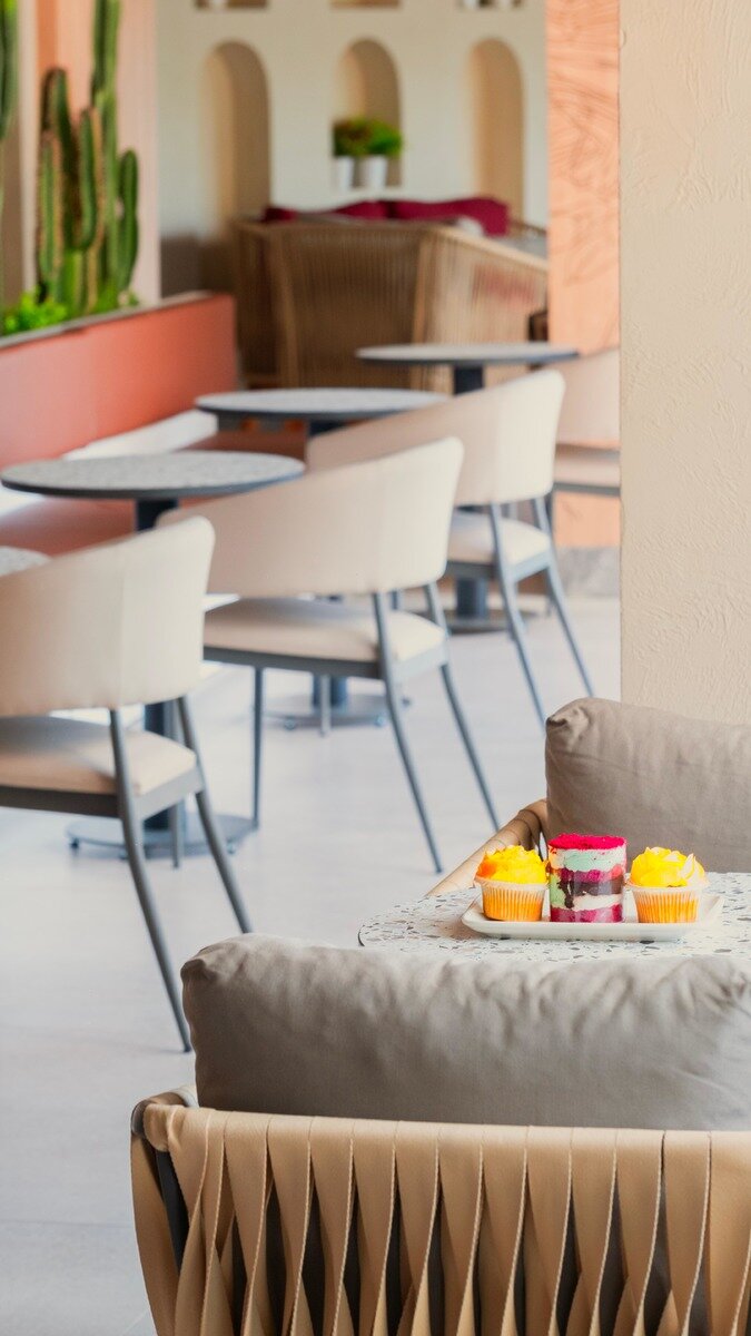 Leo's Cafe - Patisserie