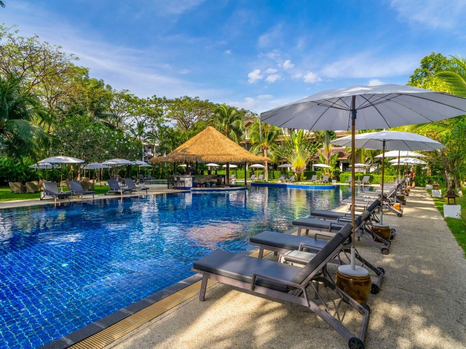 Swimming pool 3