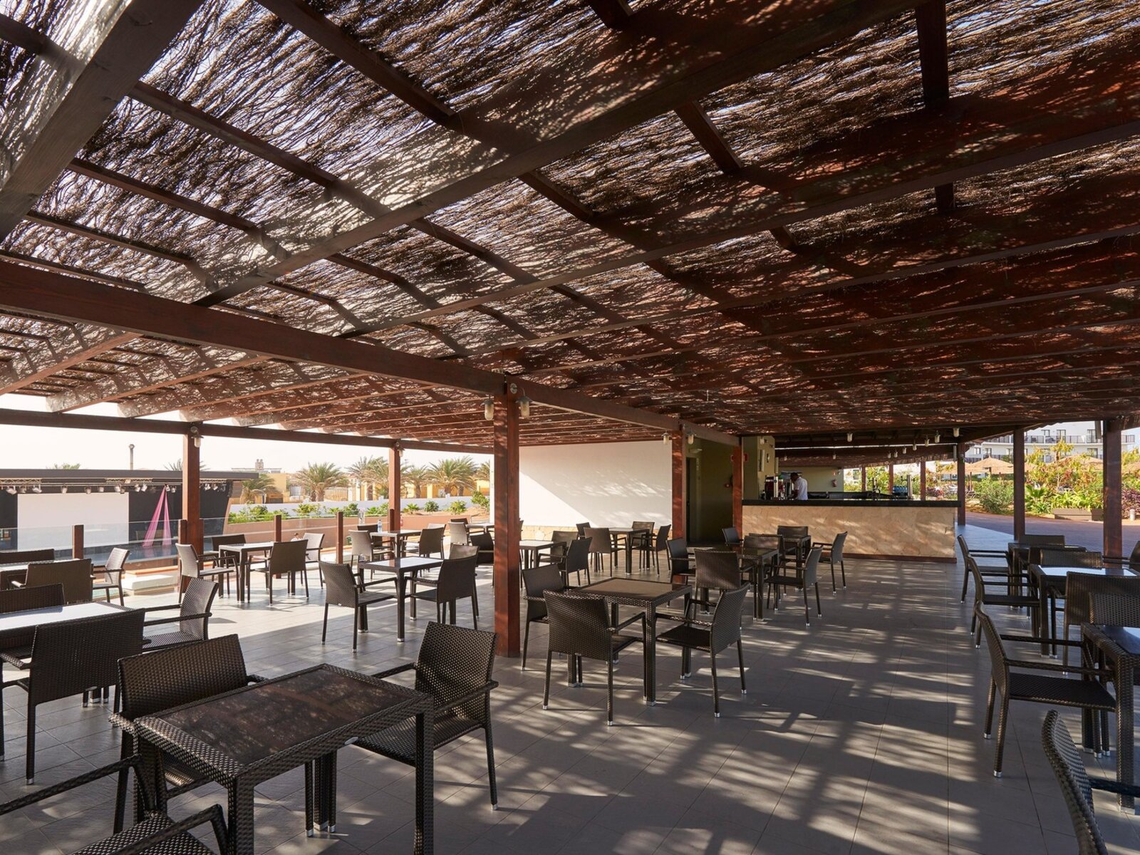 Sal Pool Bar