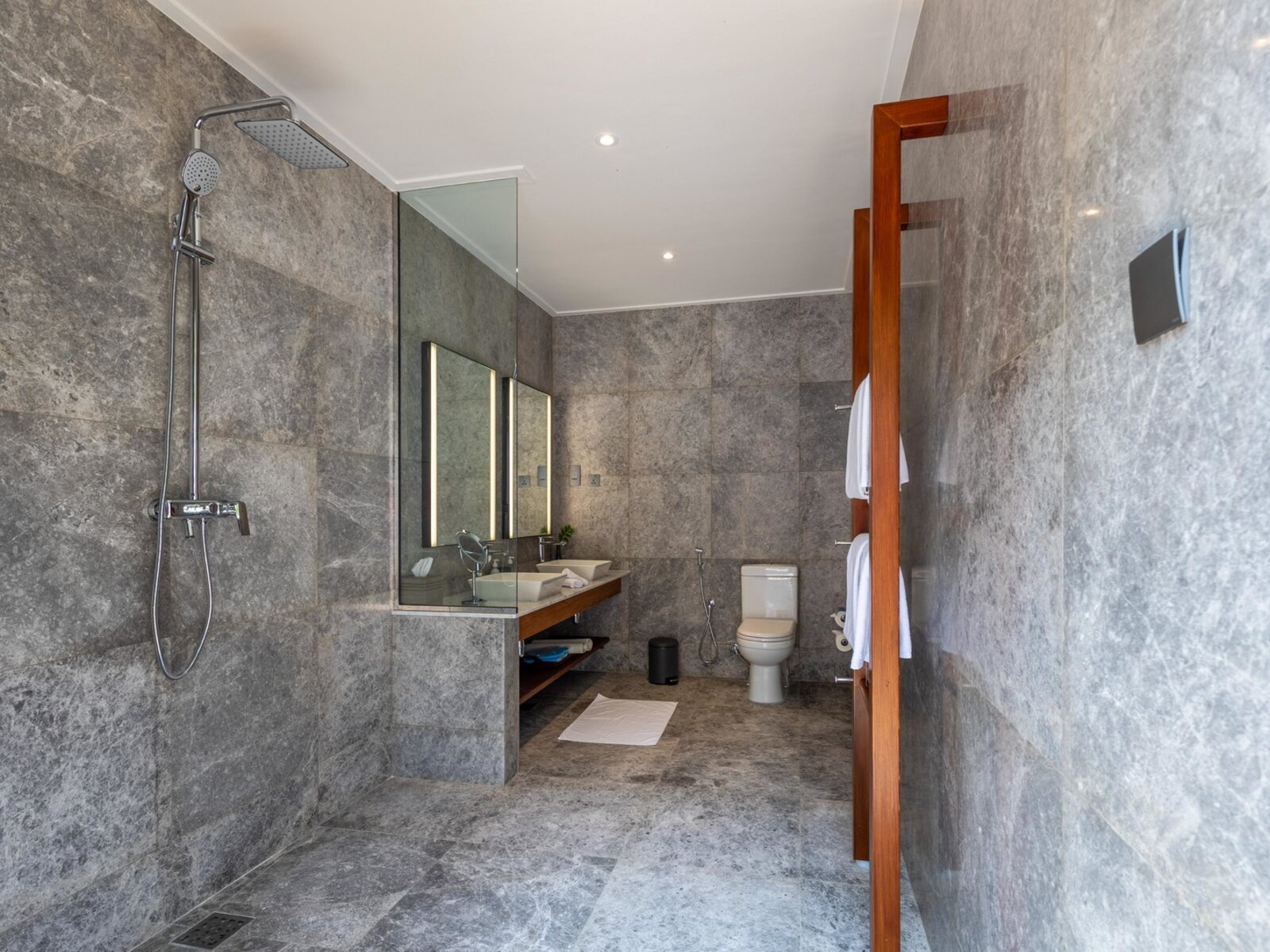 Wohnbeispiel Two Bedroom Beach Pool Villa