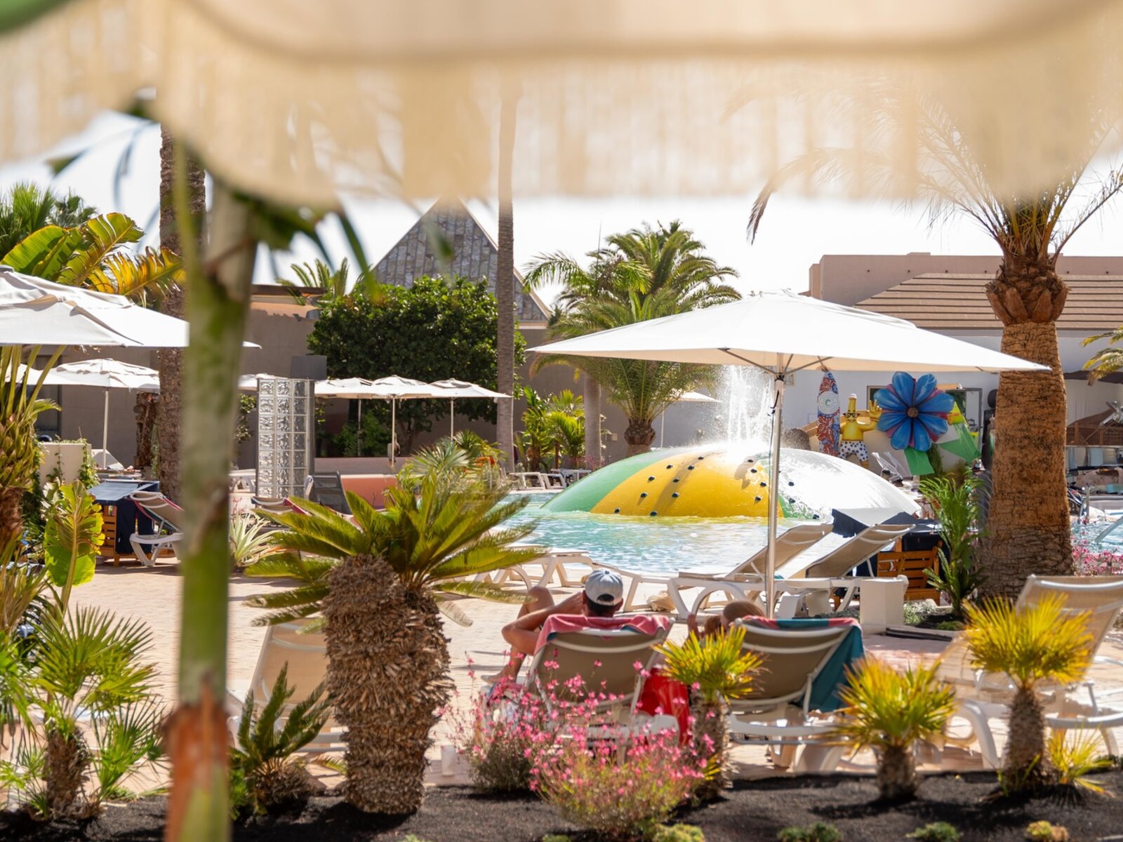 Wohnbeispiel Family Suite Pool Access