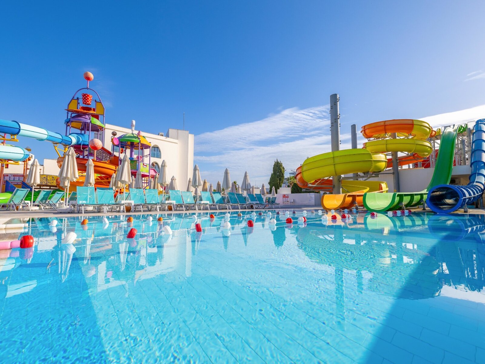 MAGIC AQUA WORLD
