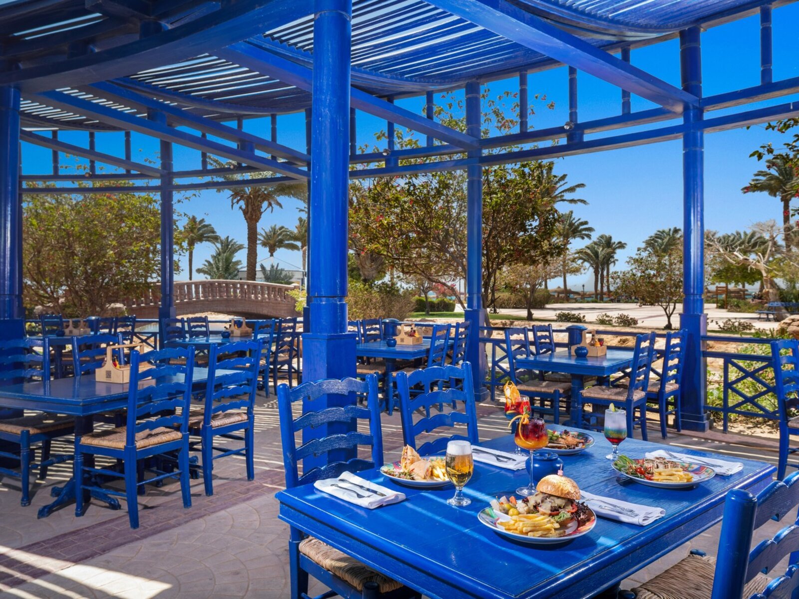 Azur Bar