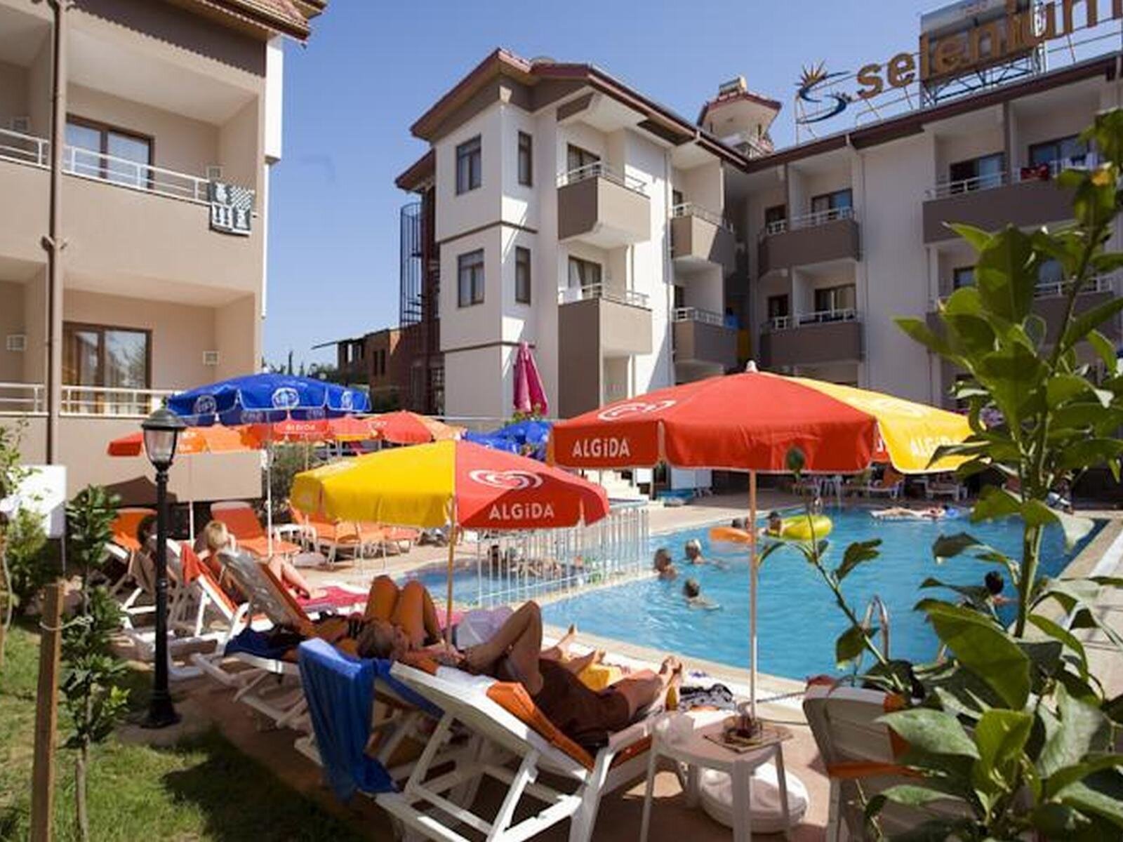 Pool