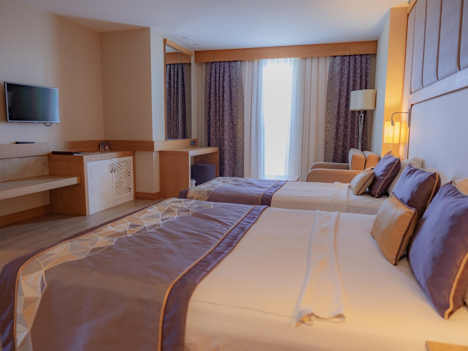 Large Room Land View
