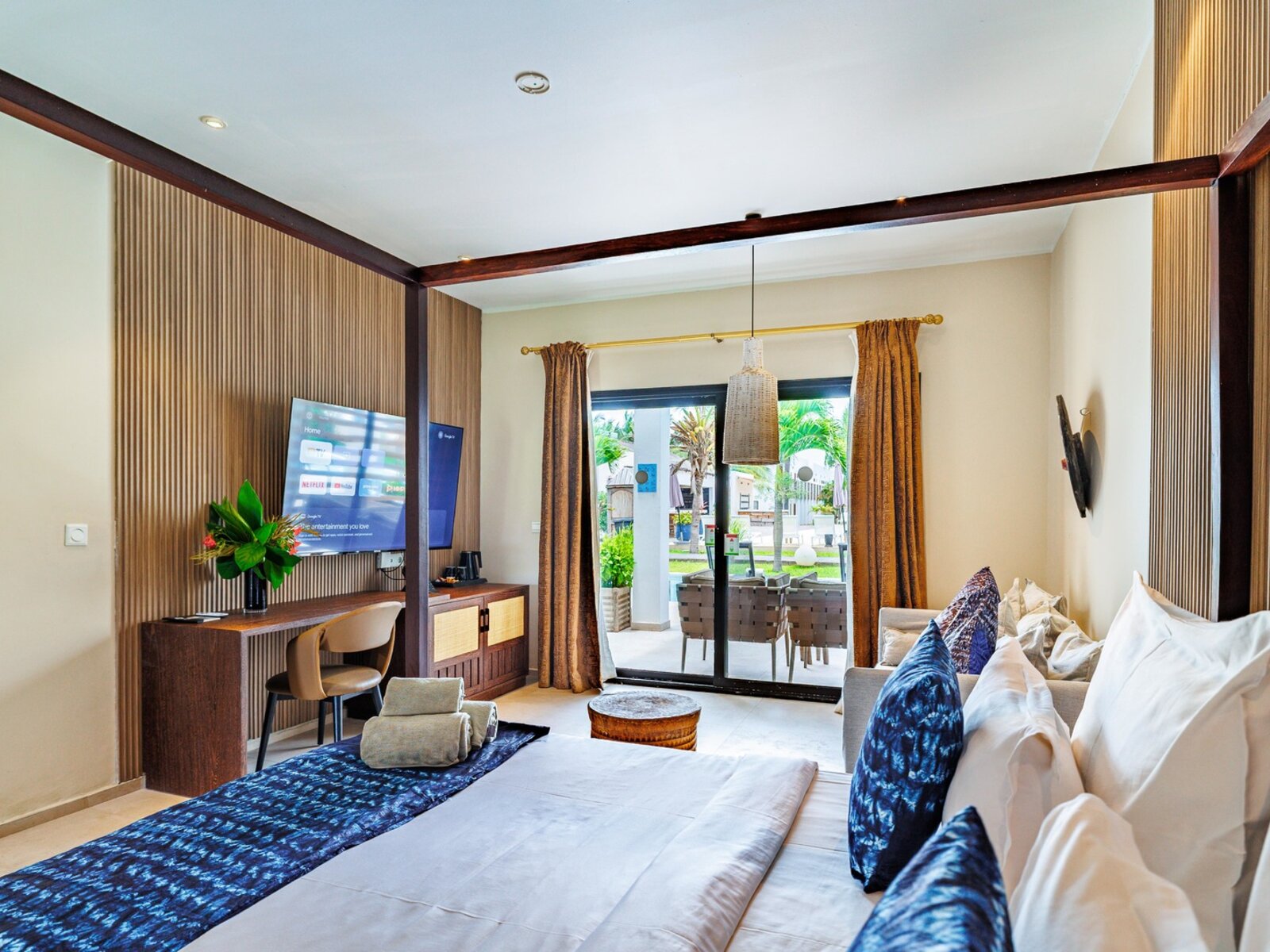 Wohnbeispiel Premium Room Pool View