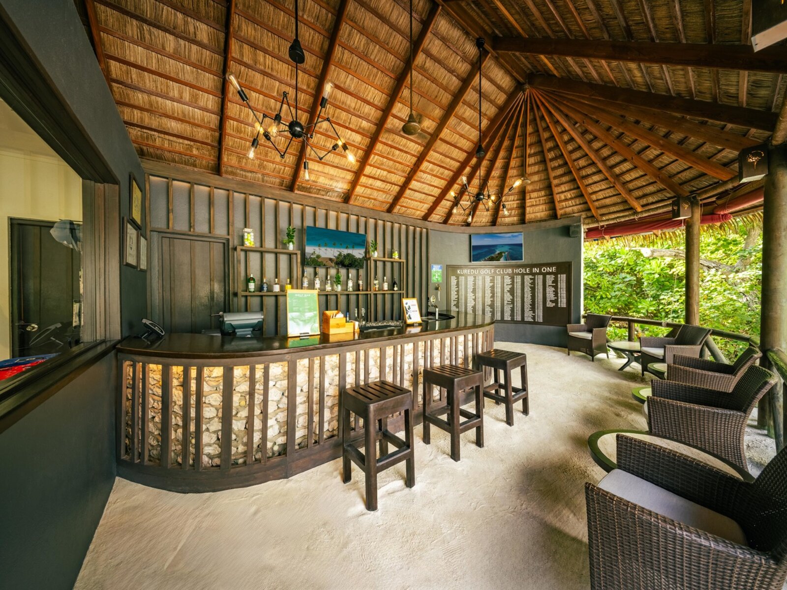 Golf Bar