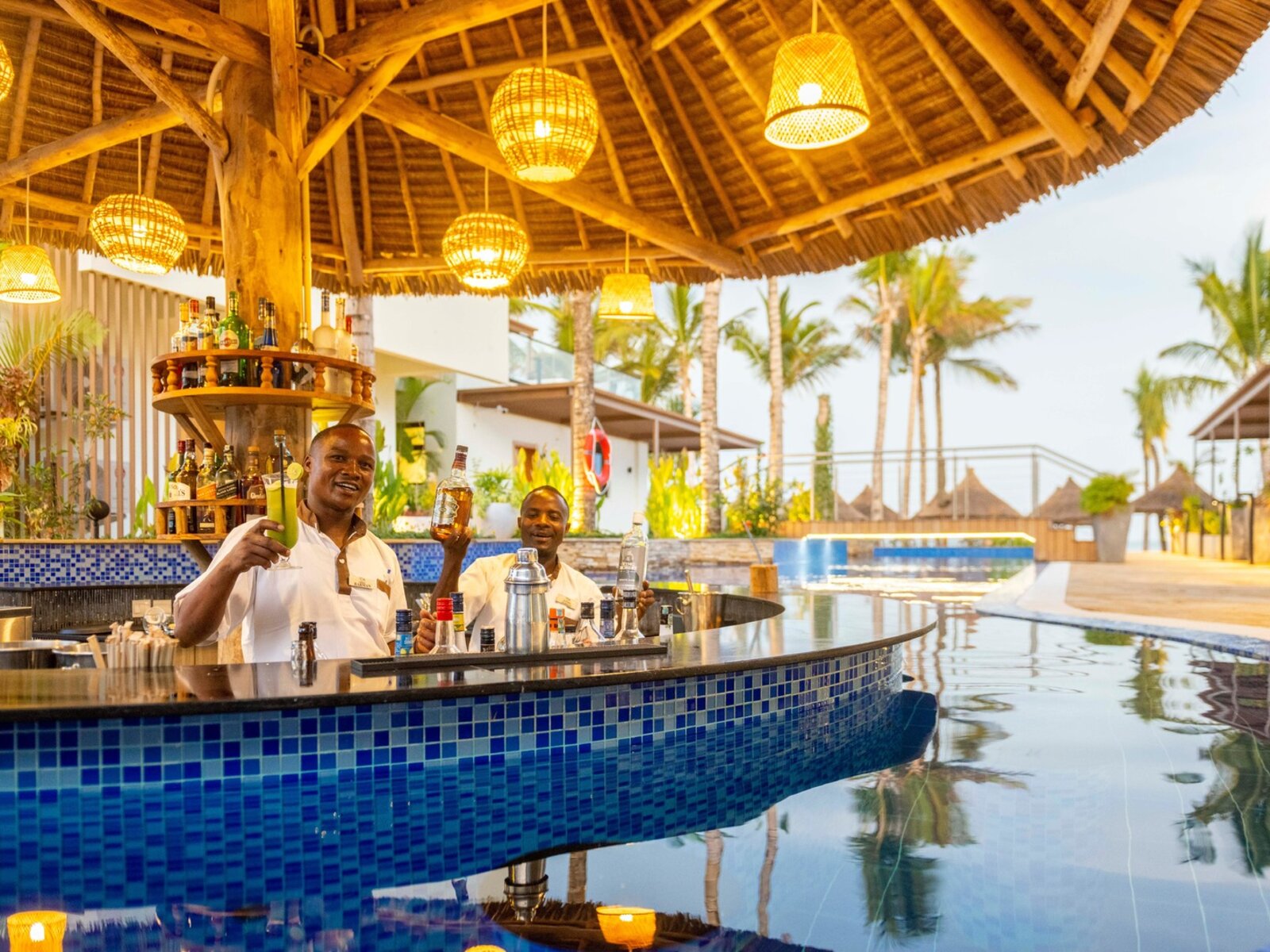 Maji Pool Bar