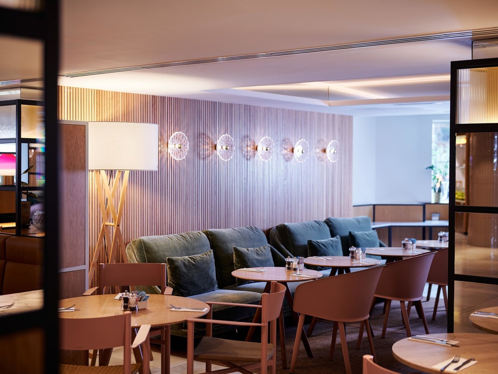 ARADO – RESTAURANT