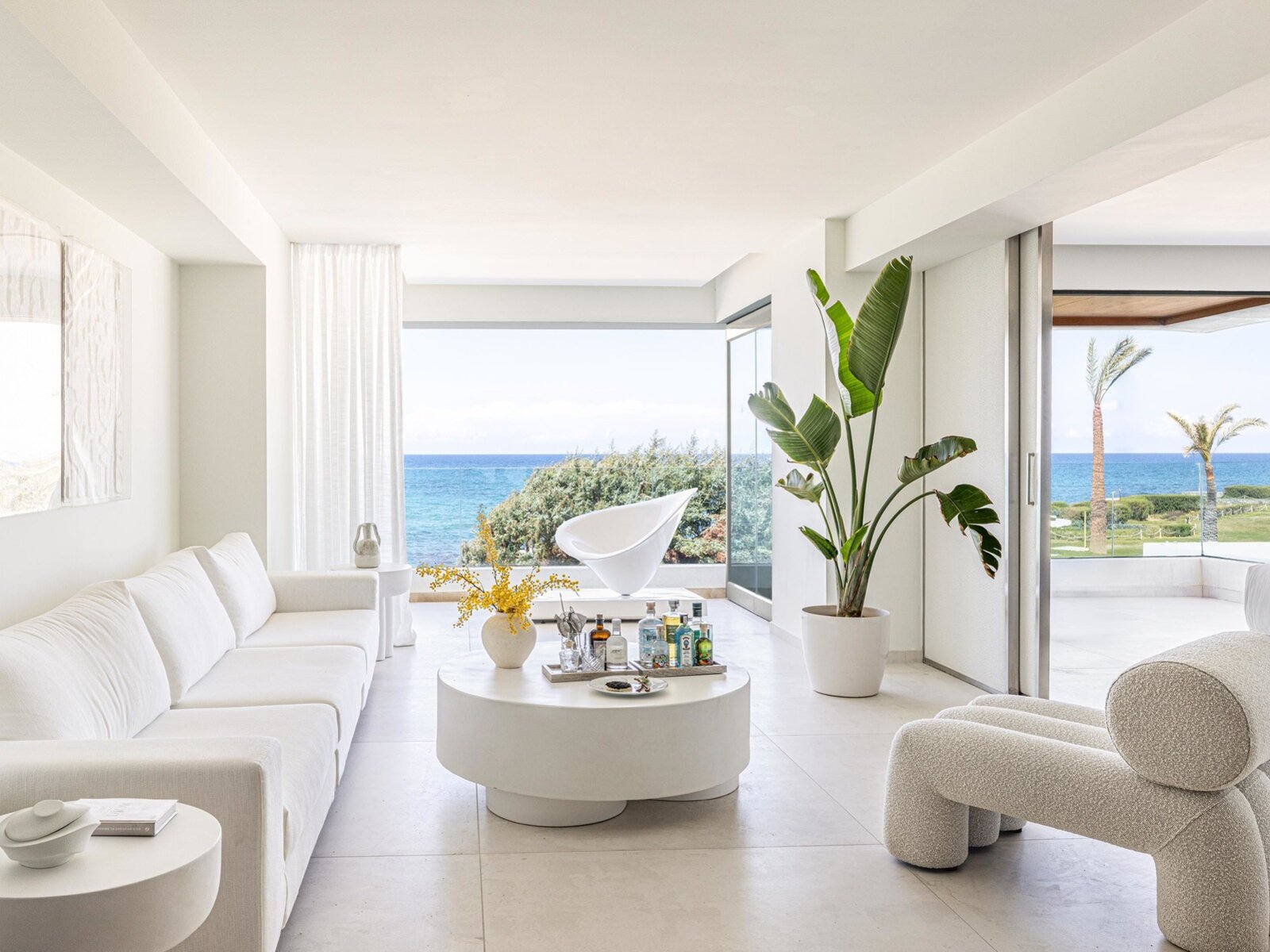 Wohnbeispiel White Suite