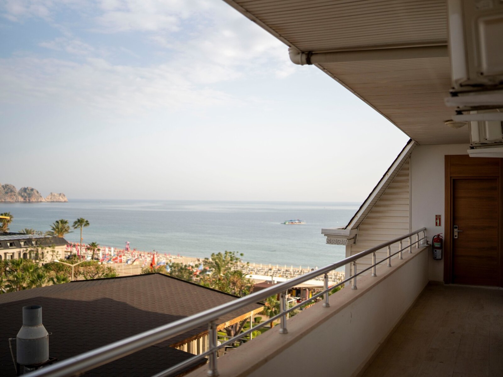 Wohnbeispiel Double Standard Side Sea View Room