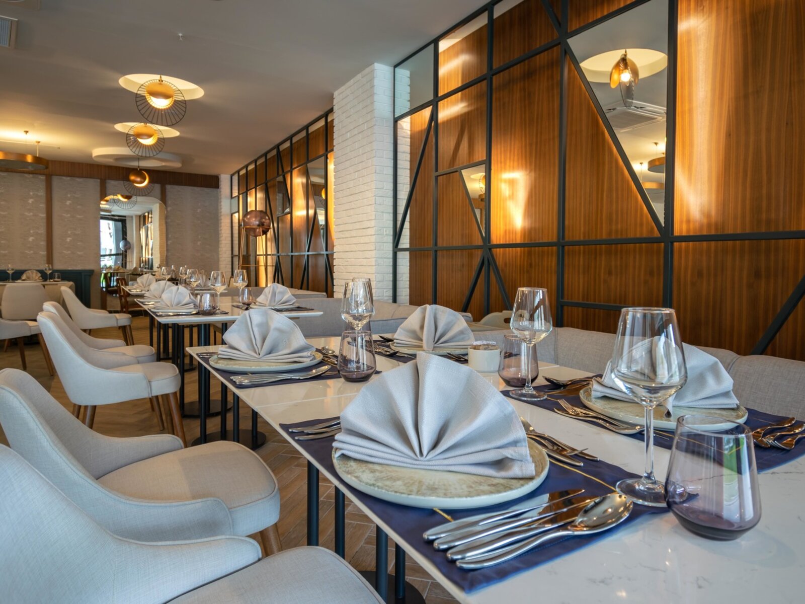 International A La Carte