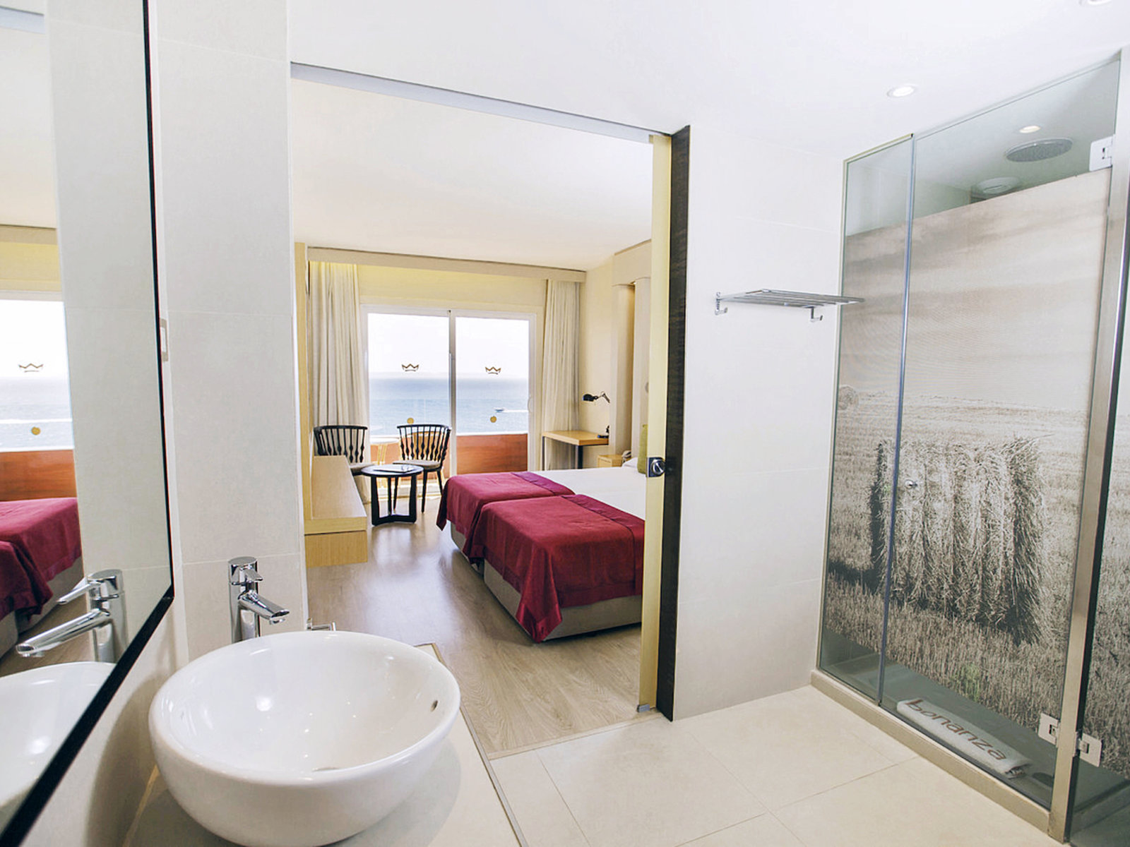 Wohnbeispiel Double Room Sea View