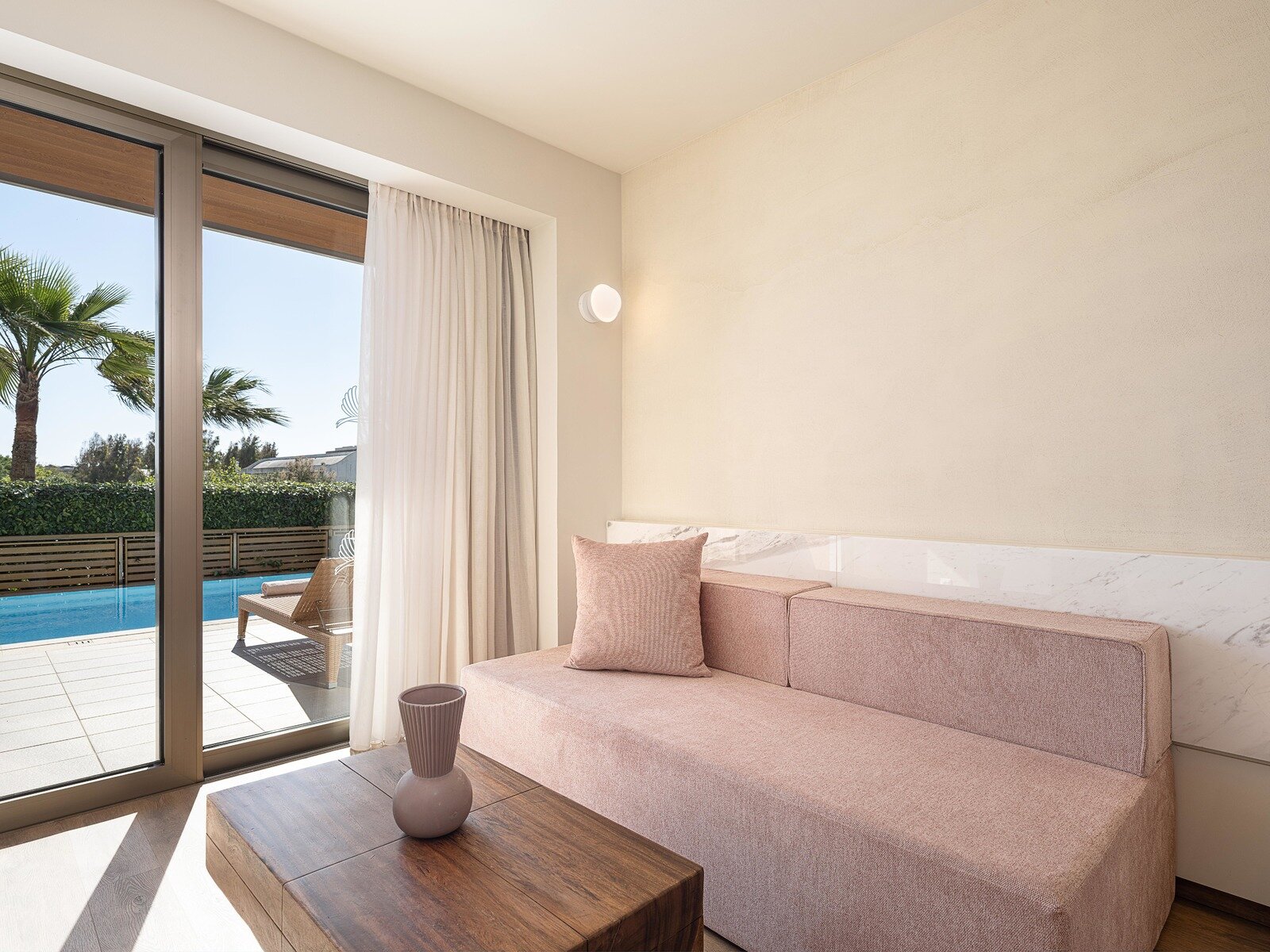 Wohnbeispiel Premium Junior Suite Private Pool