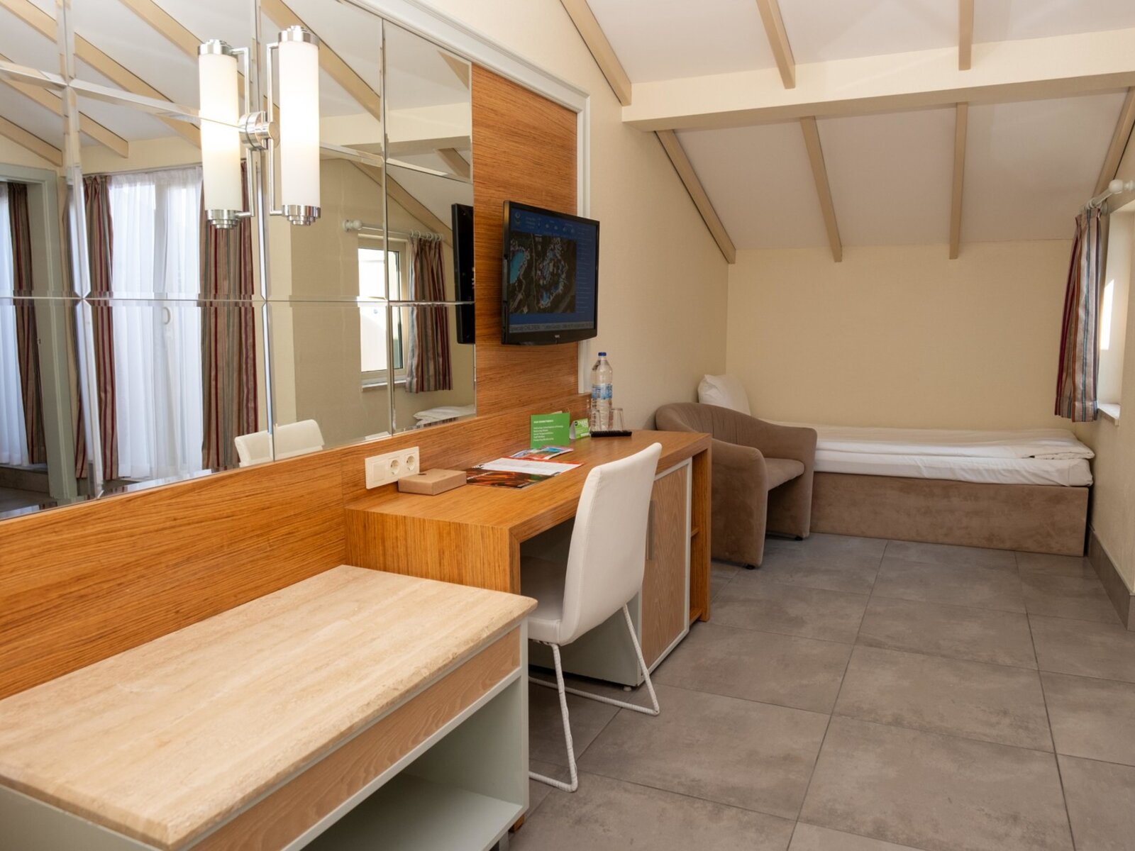 Wohnbeispiel Family Sea View Room