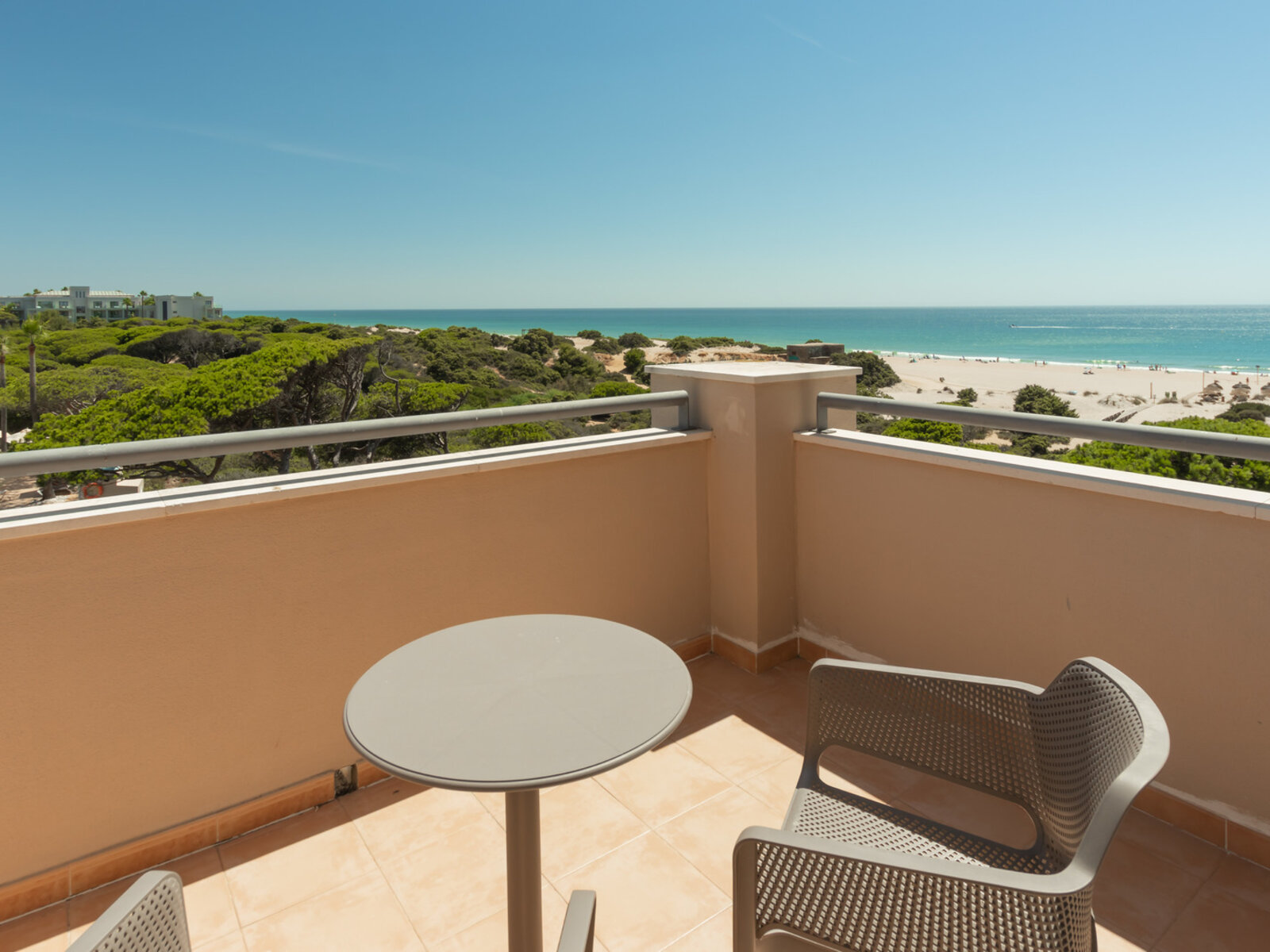 Wohnbeispiel Double Room Standard Side Sea View