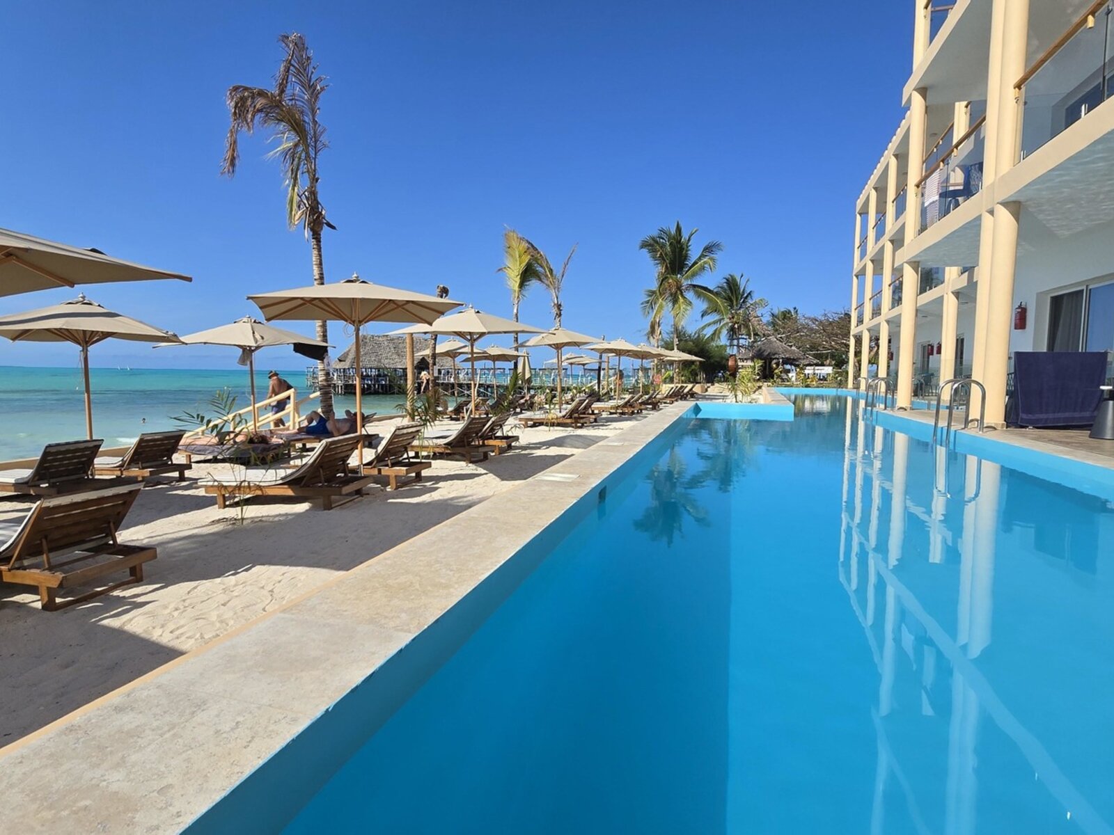 Wohnbeispiel Deluxe Ocean View Swim-Up