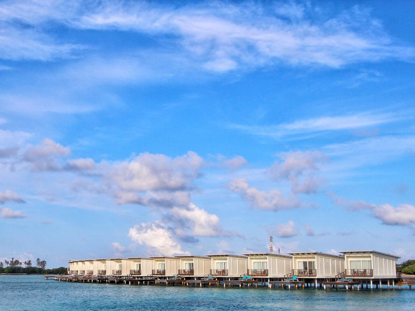 Wohnbeispiel Water Villa Sea View