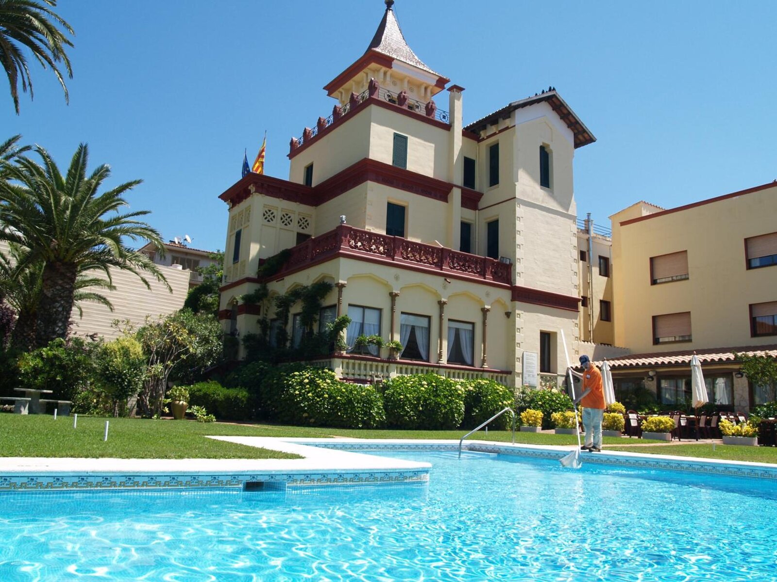 Pool