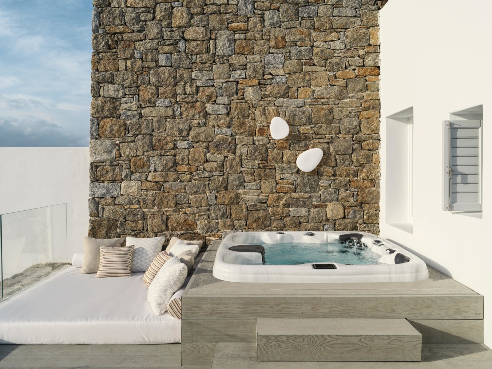 DELTA HOT TUB Sea View