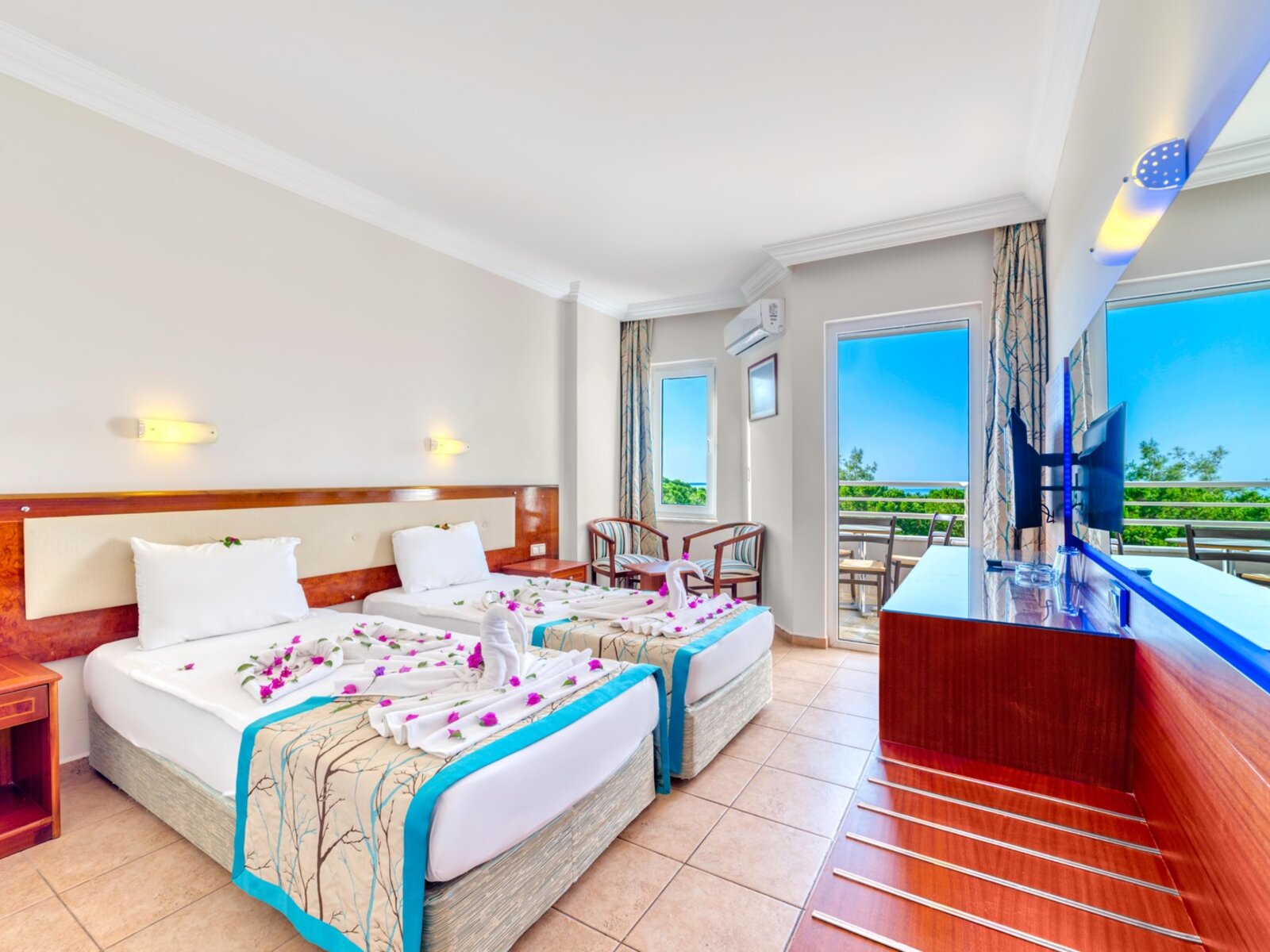 Wohnbeispiel Double Standard Sea View Room